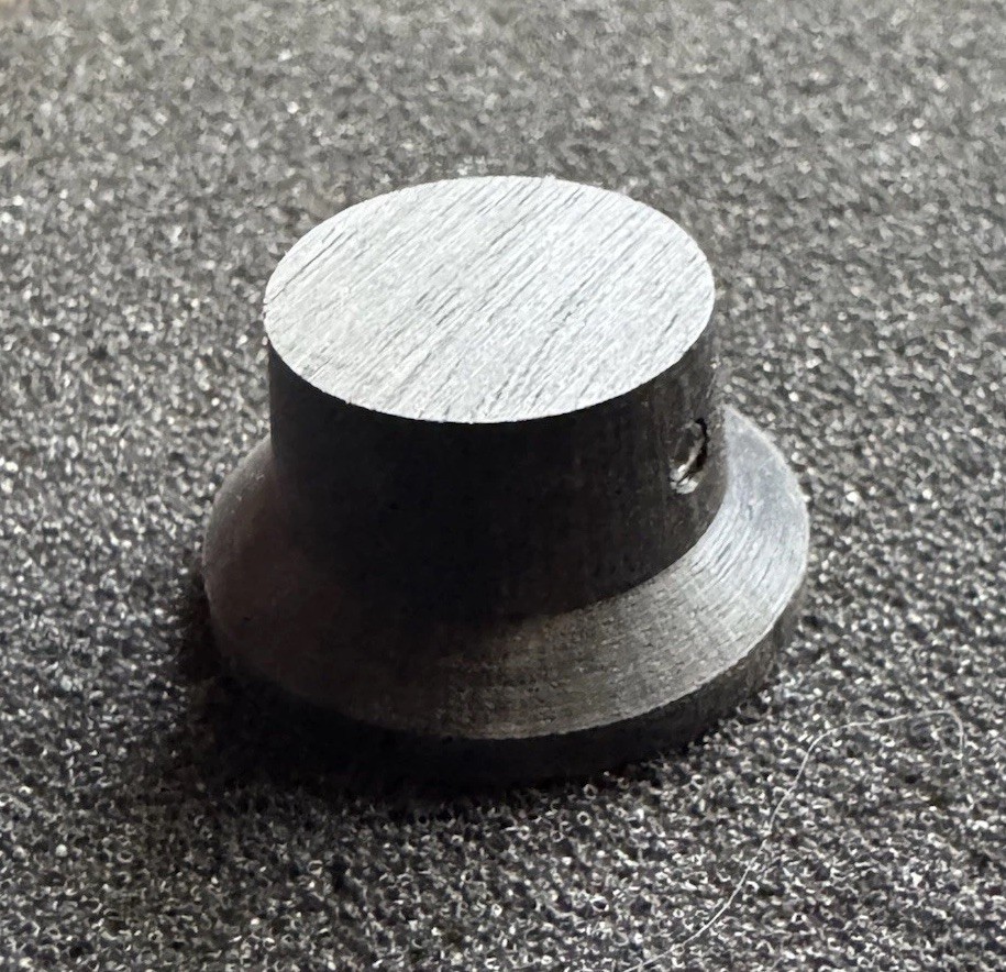 Guilford Gabon Ebony Skirted Base Potentiometer Knob(1.5mm Set Screw/6mm Shaft)