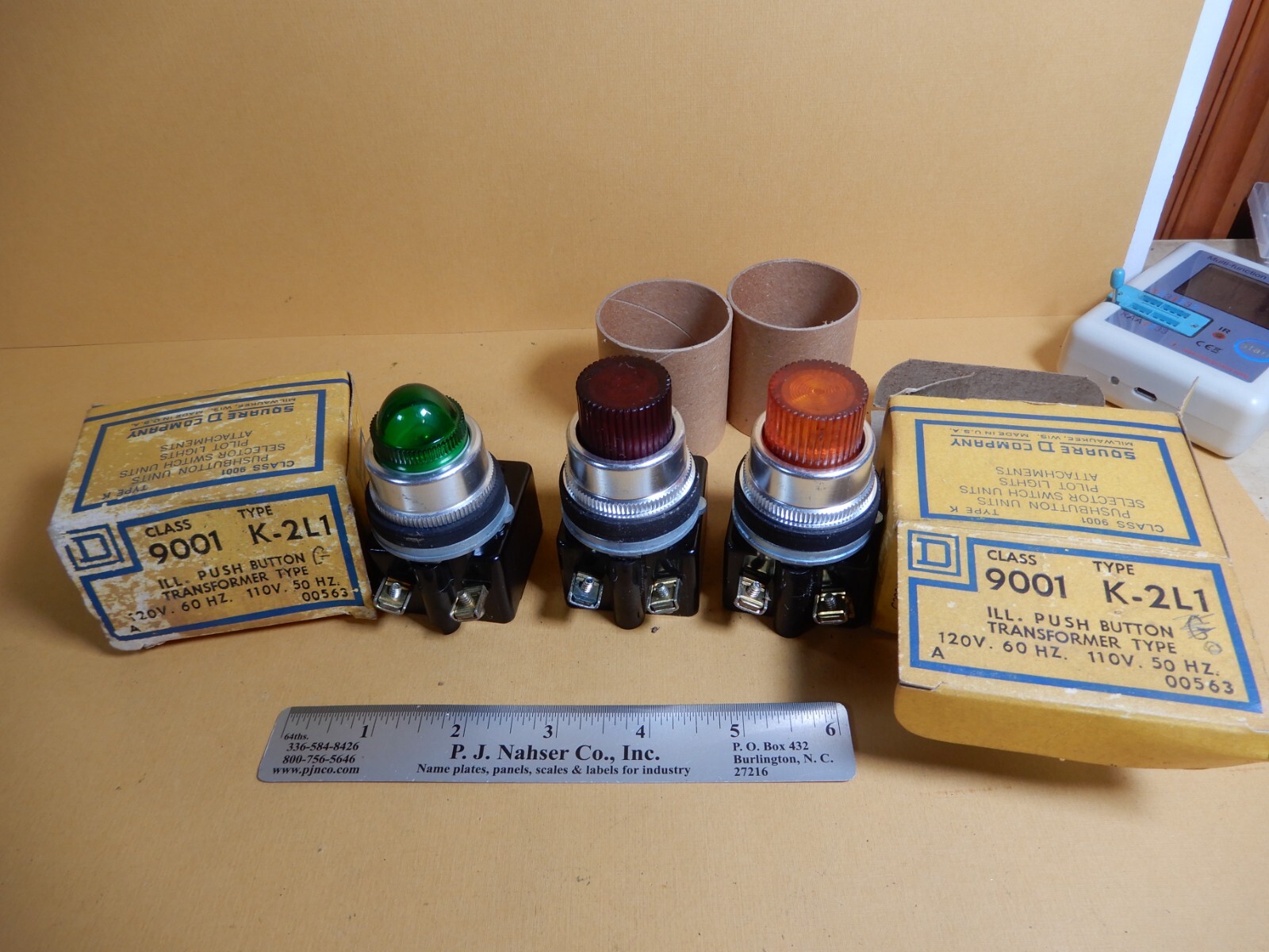 Square D K-2L1 Class 9001 Lighted Push Buttons 120V Transformer NOS (3) Shown