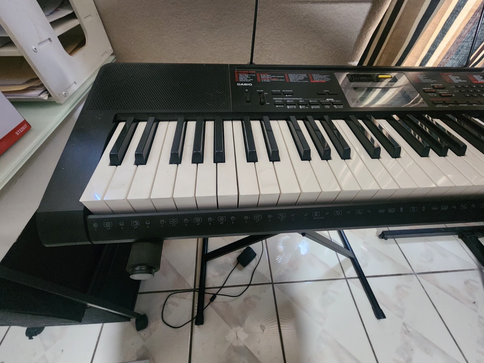 Casio CTK-2090 Digital Electronic Keyboard 61 Keys