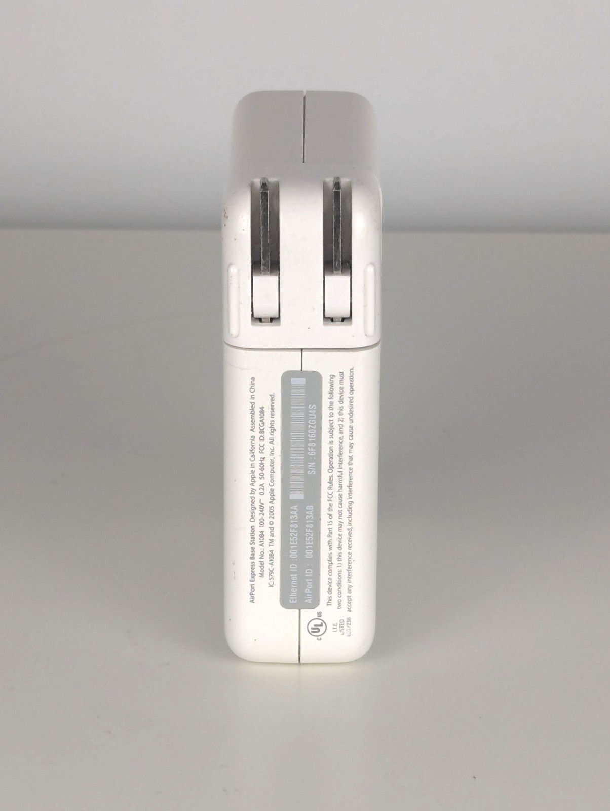 Apple Airport Express Base Station Model A1084 MAC PC