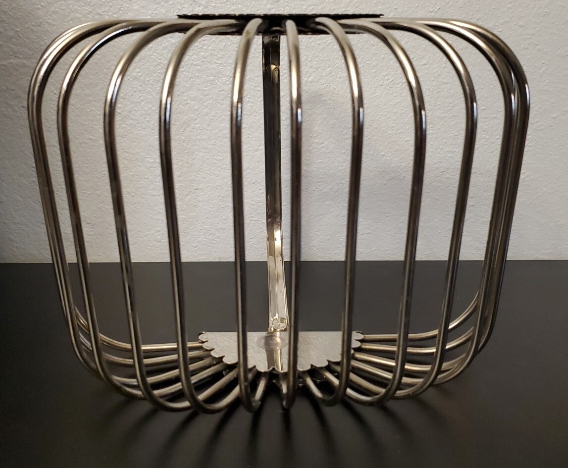 Silver-Plate Metal Wire Multi-Purpose Bread Fruit Basket with Handle HEAVY 1991