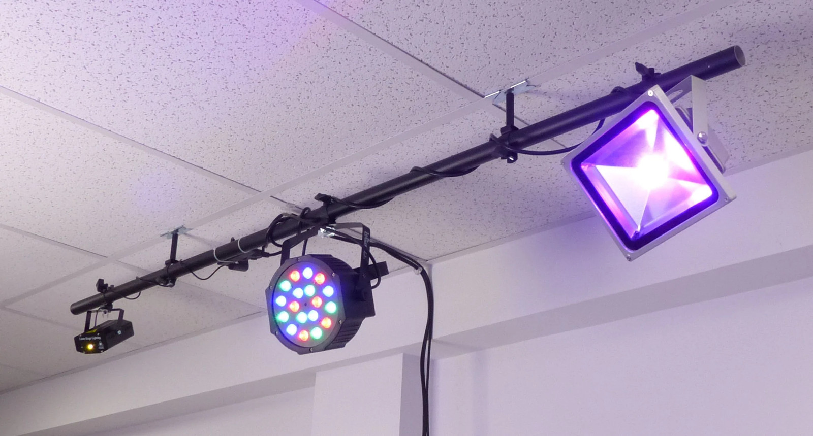 ALZO Suspended Drop Ceiling DJ, band, stage light mounting bar with 15 ft power