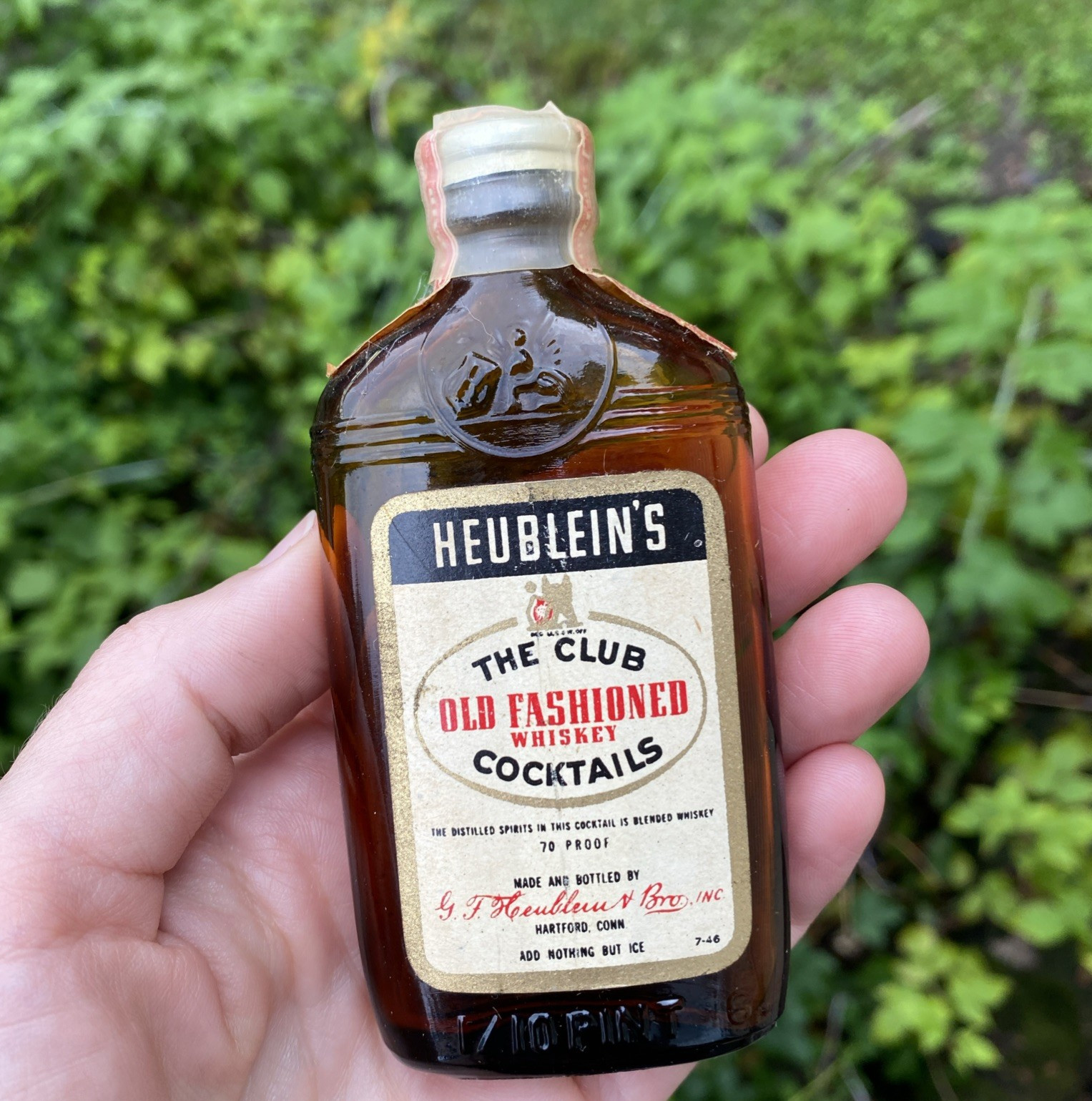 VTG HEUBLEIN'S Old Fashioned WHISKEY Empty 1944 Bottle, w FL Tax Stamp & Seal