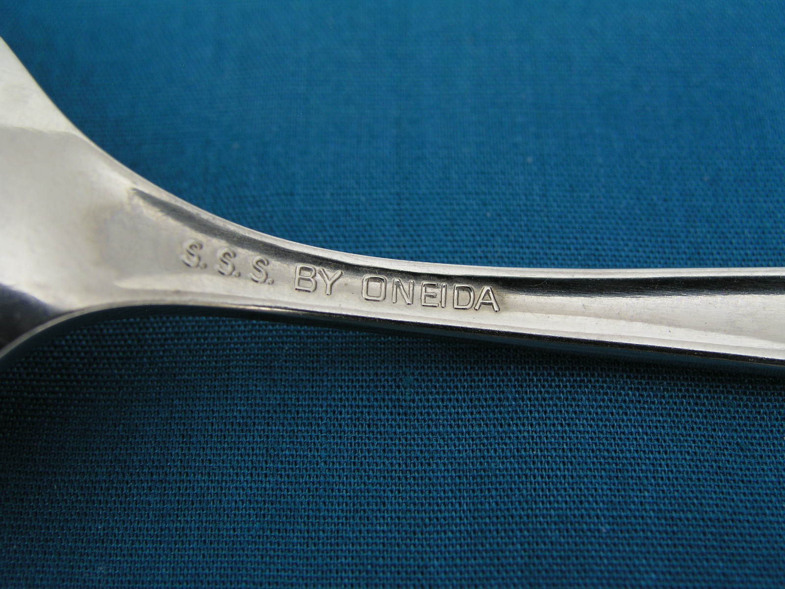 S.S.S. ONEIDA - OUR ROSE - 6" SUGAR SPOON - EXCELLENT