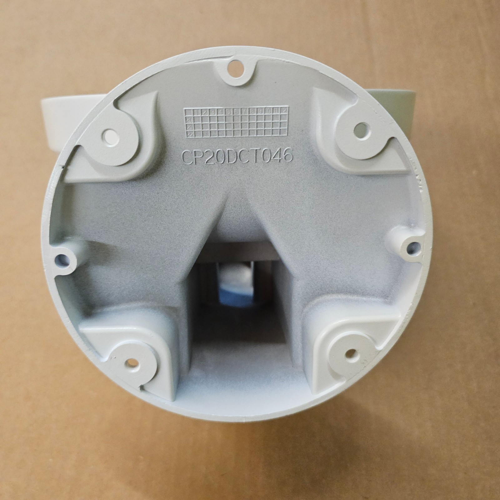 Illustra IBWS-M-ISWB-0 Flex Multisensor Wall Mount - New, Open Box