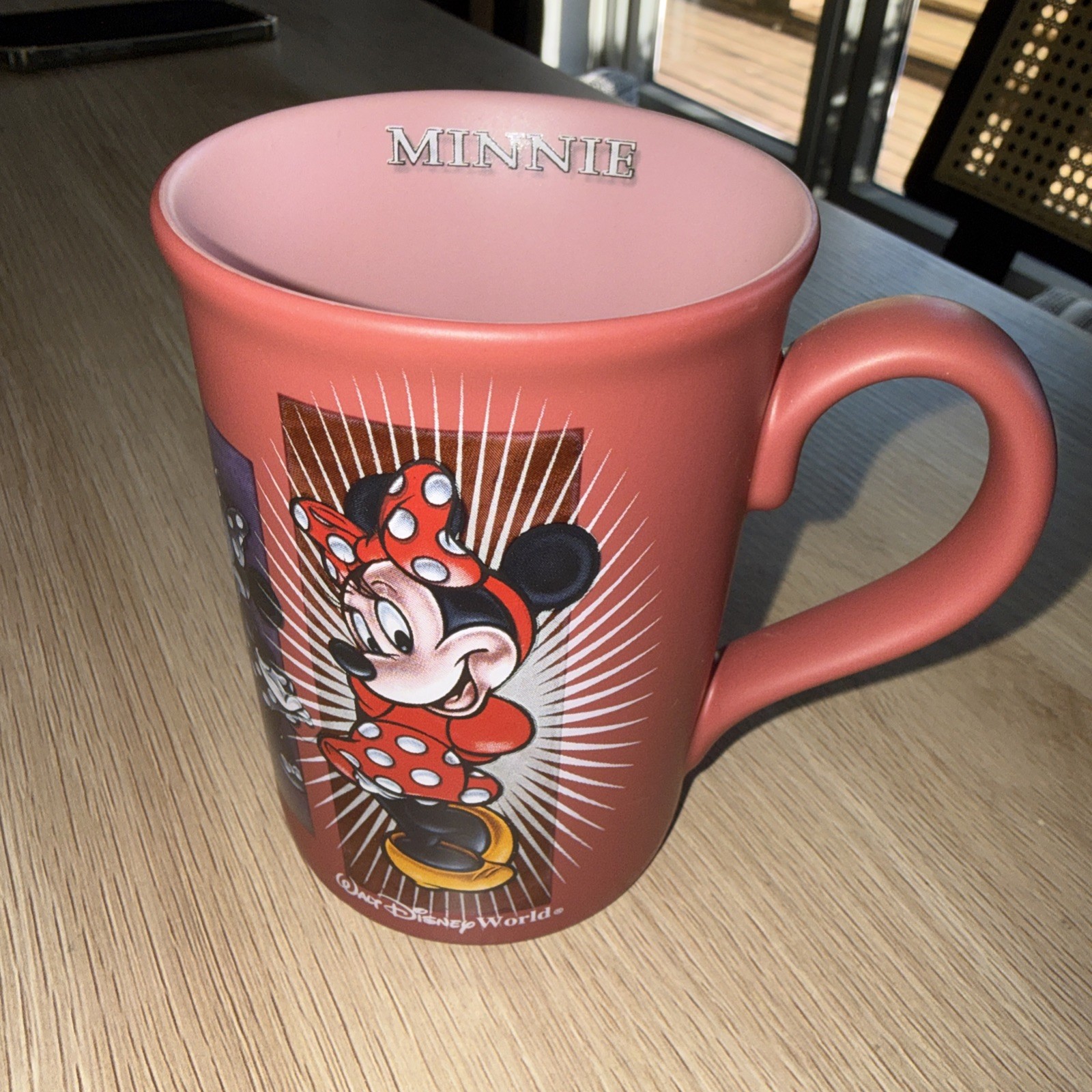 DISNEYLAND DISNEY MINNIE MOUSE COFFEE Tea MUG CUP (B8)