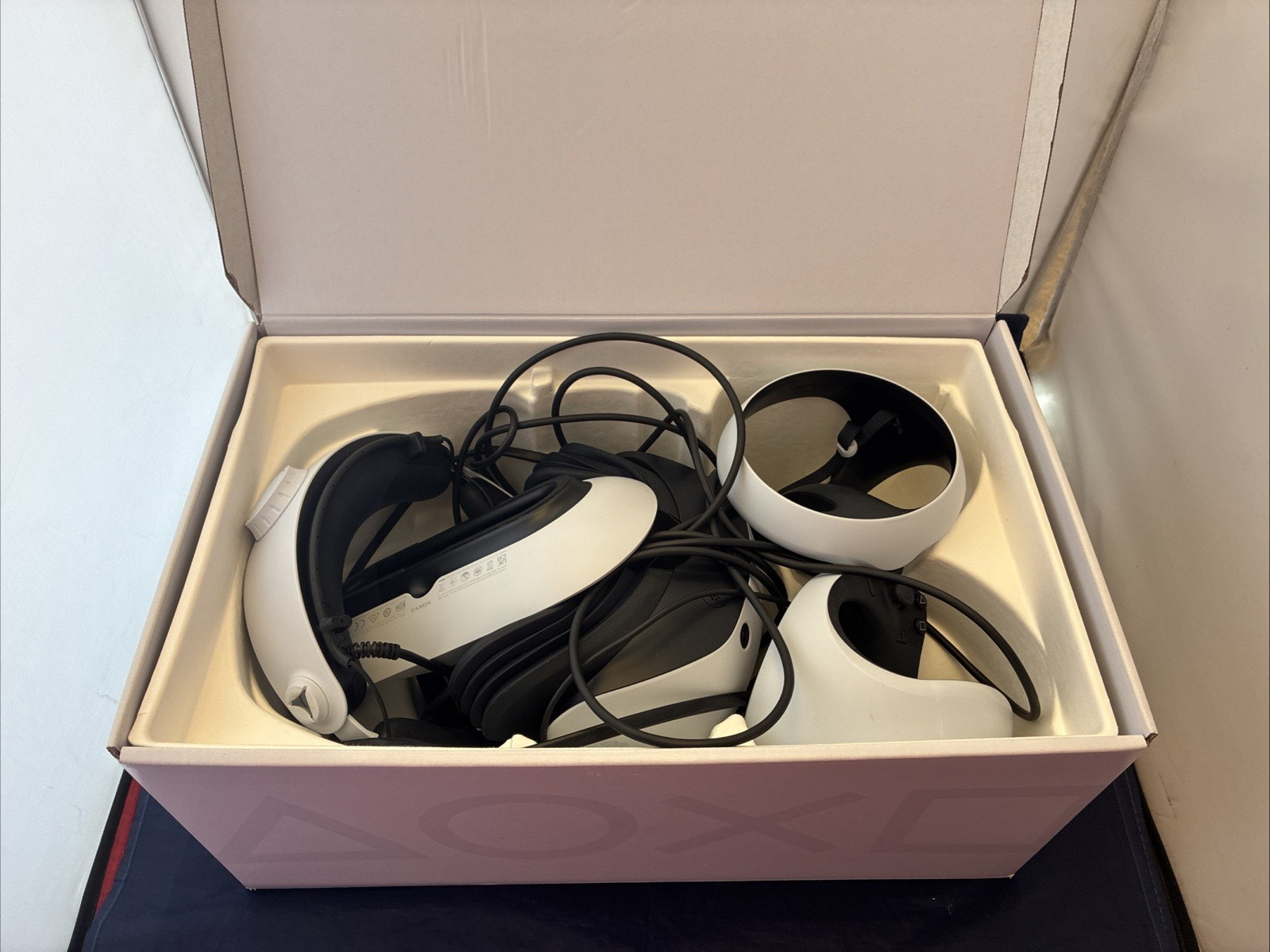 Sony PlayStation VR PSVR2 White CFI-ZVR1