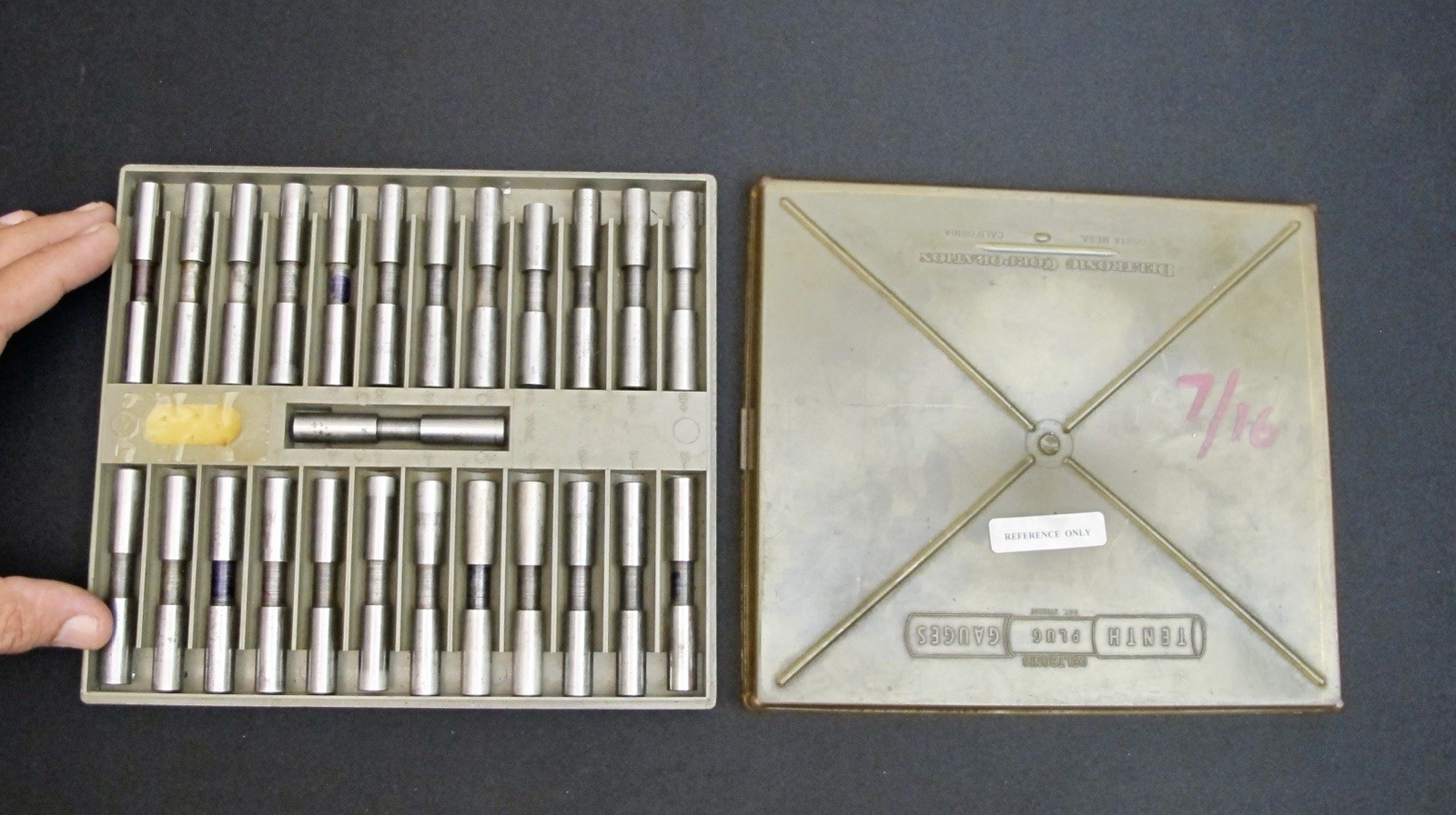 Deltronic 7/16" Tenth Plug Gauge Set TP25 Class X Pin Gage Case Machinist Tool