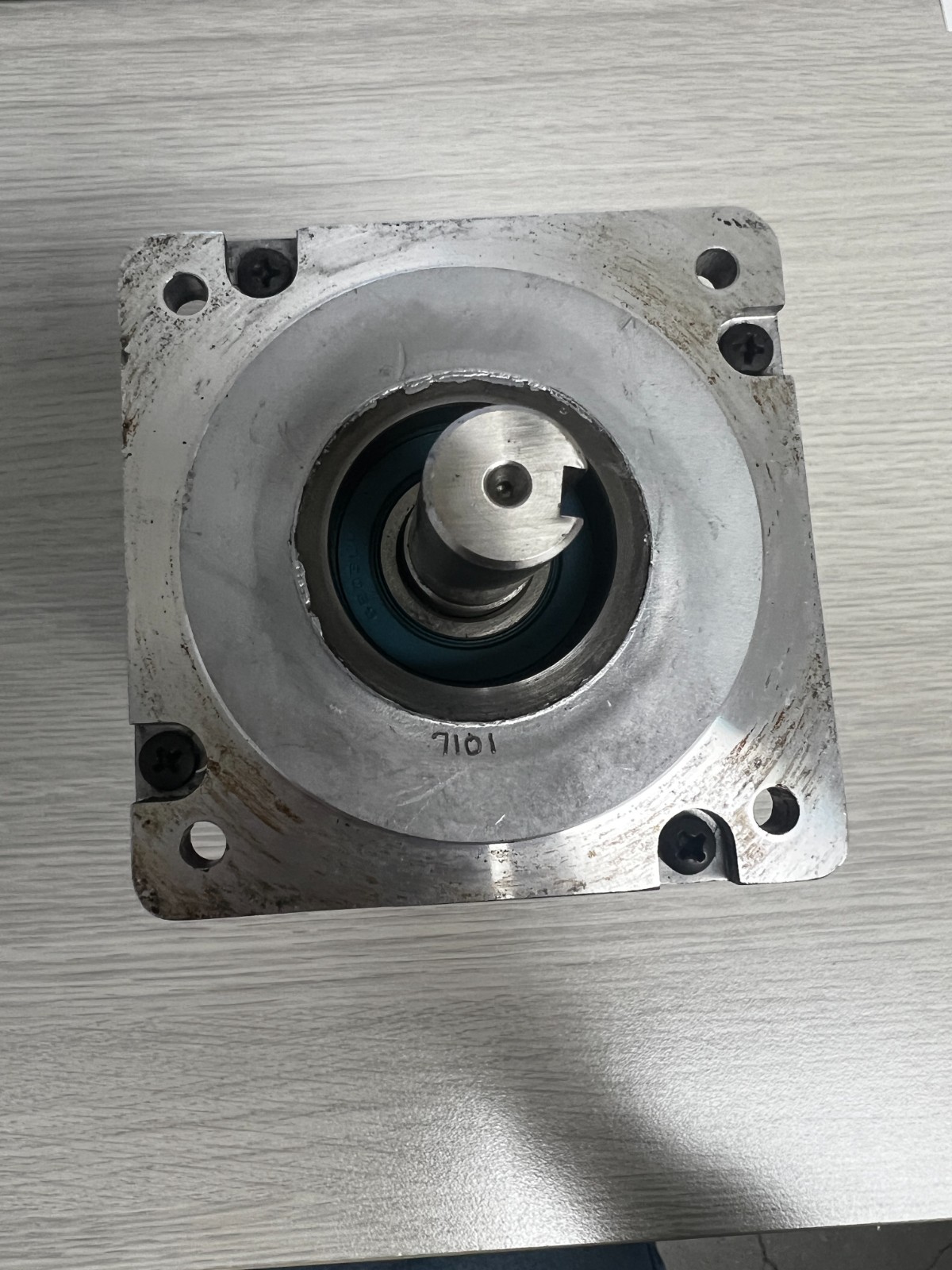 Silvermax QCI-34H-3-E-01 Stepper Motor