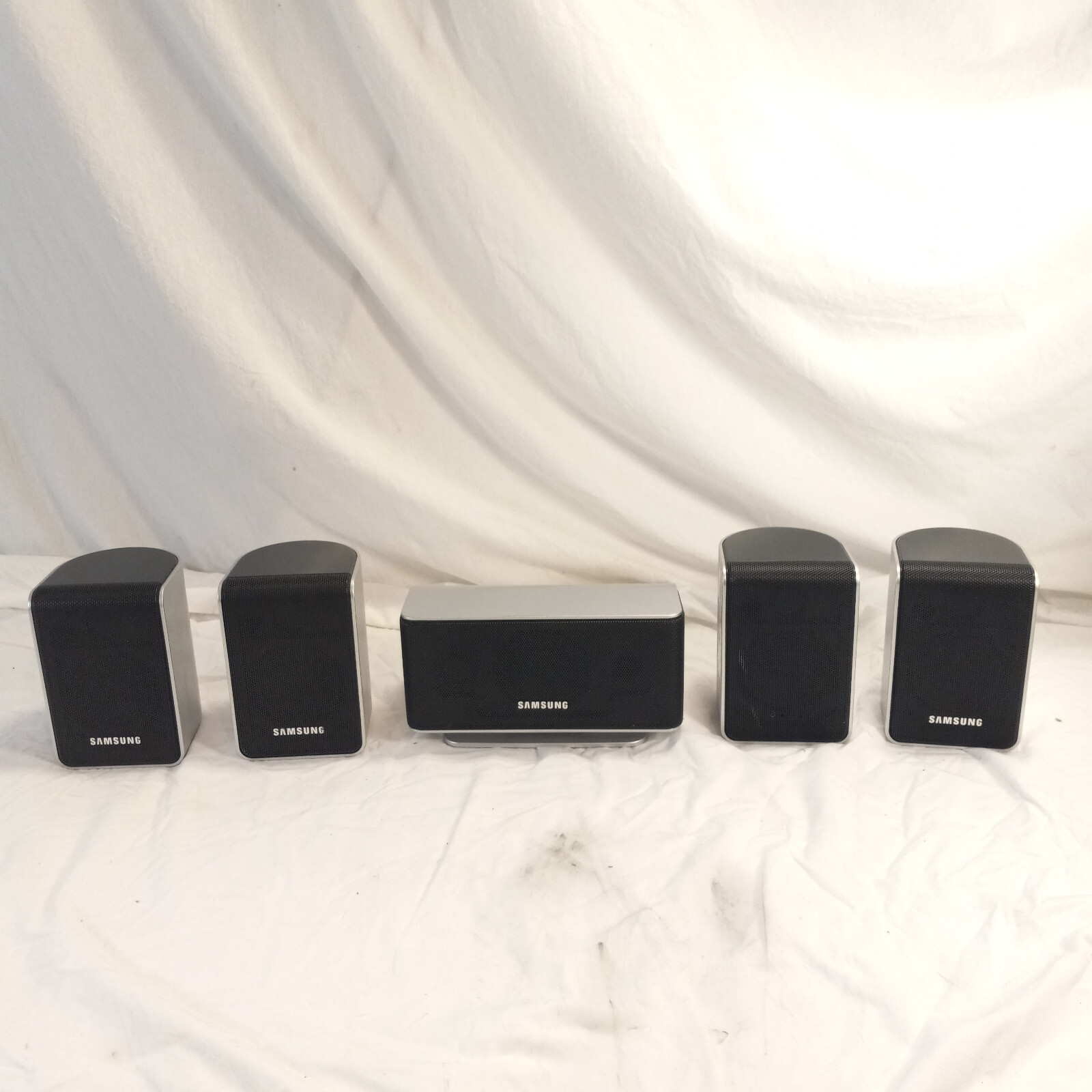 Samsung Home Theater Speakers Set Of 5 PS-CP38 PS-FP38 PS-RP38 Front Rear Center