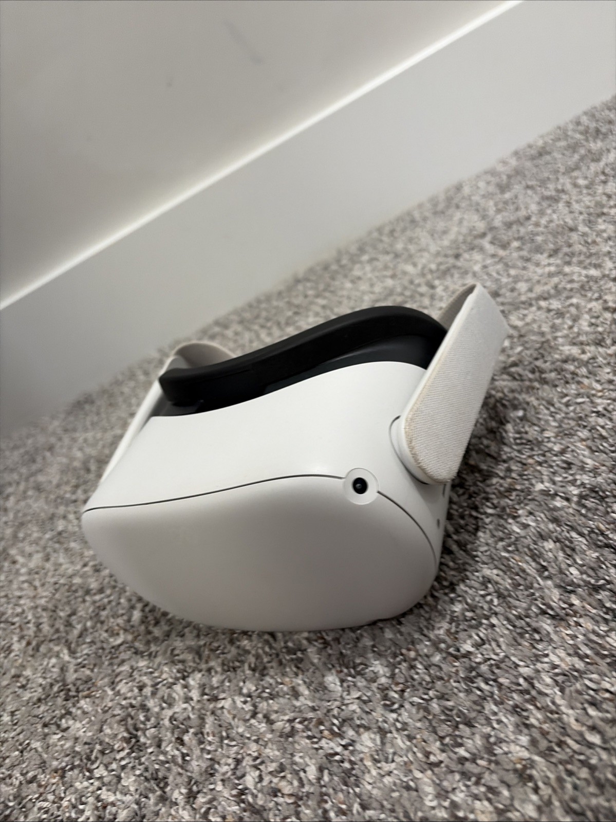 Meta Quest 2 VR Headset