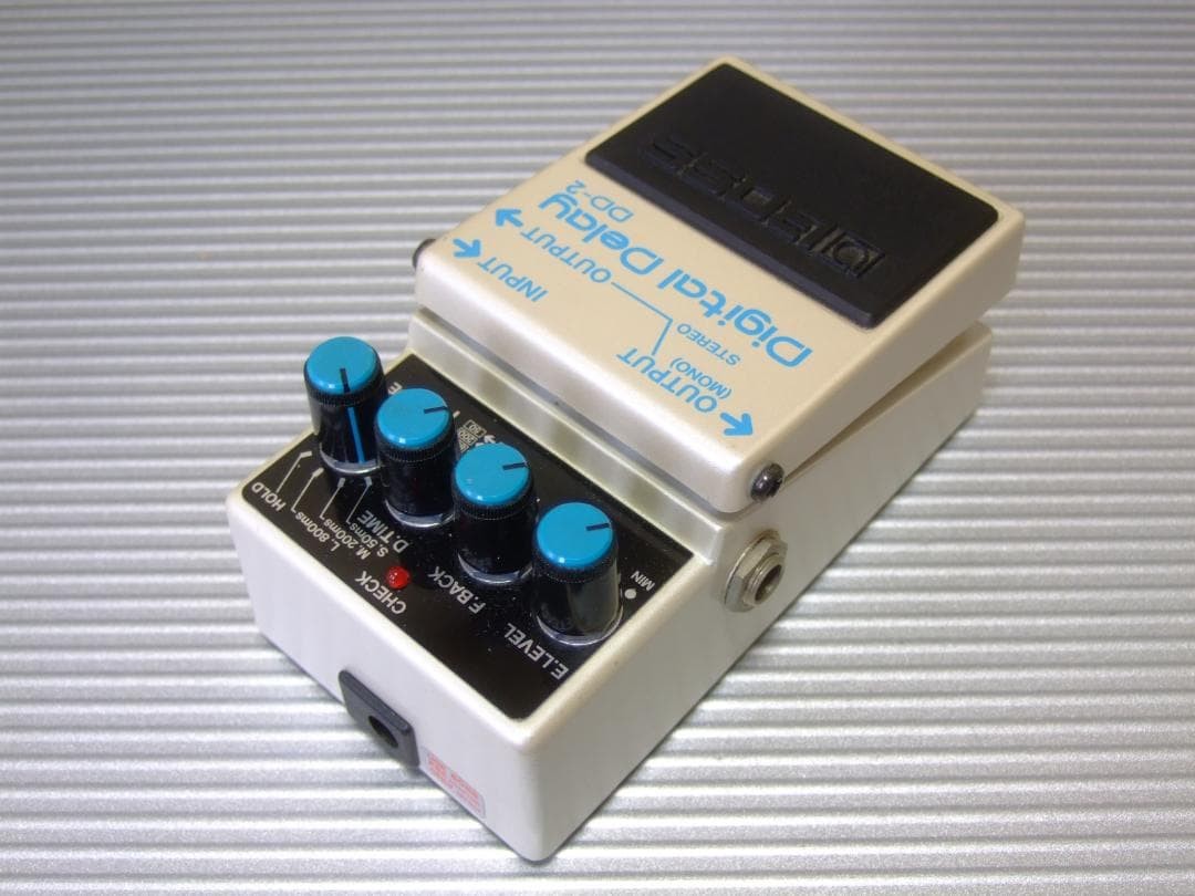 BOSS DD-2 Digital Delay Pedal