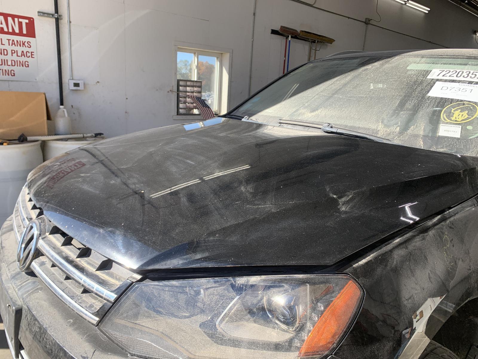 Used Floor Jack fits: 2013 Volkswagen Touareg Grade A