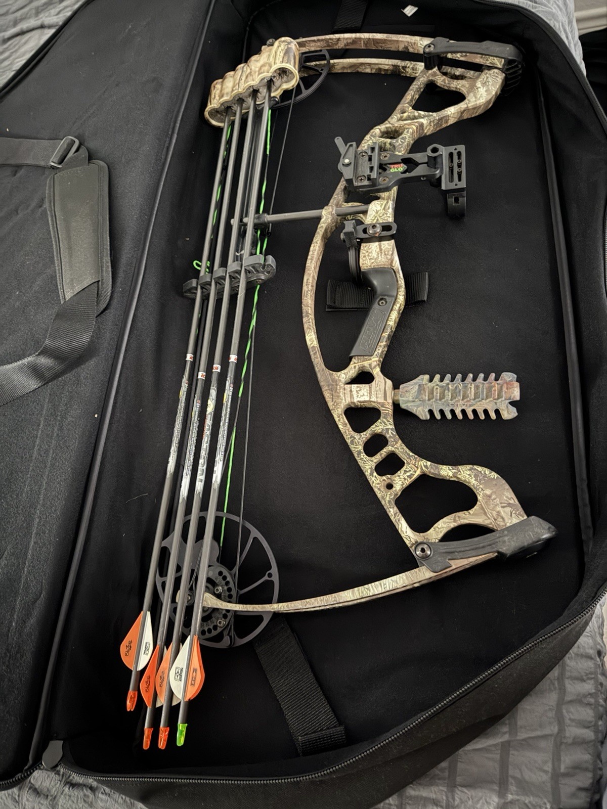 Hoyt Ruckus Complete Hunting Package
