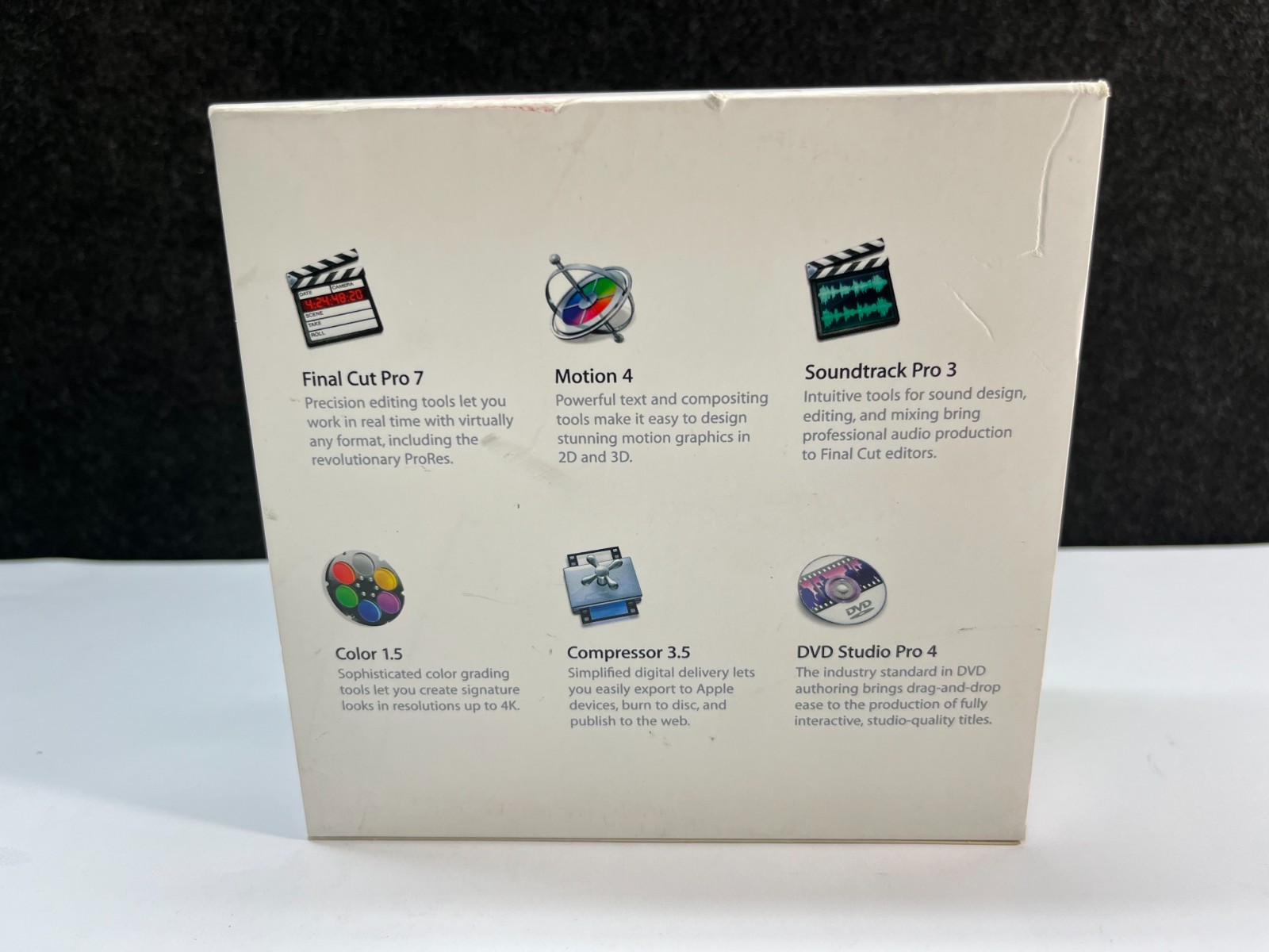 Apple MB647Z/A Final Cut Studio Video Editing Software