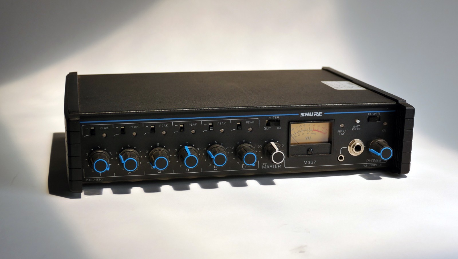 Shure M367 Portable 6-Channel Field Audio Mixer - Power Tested