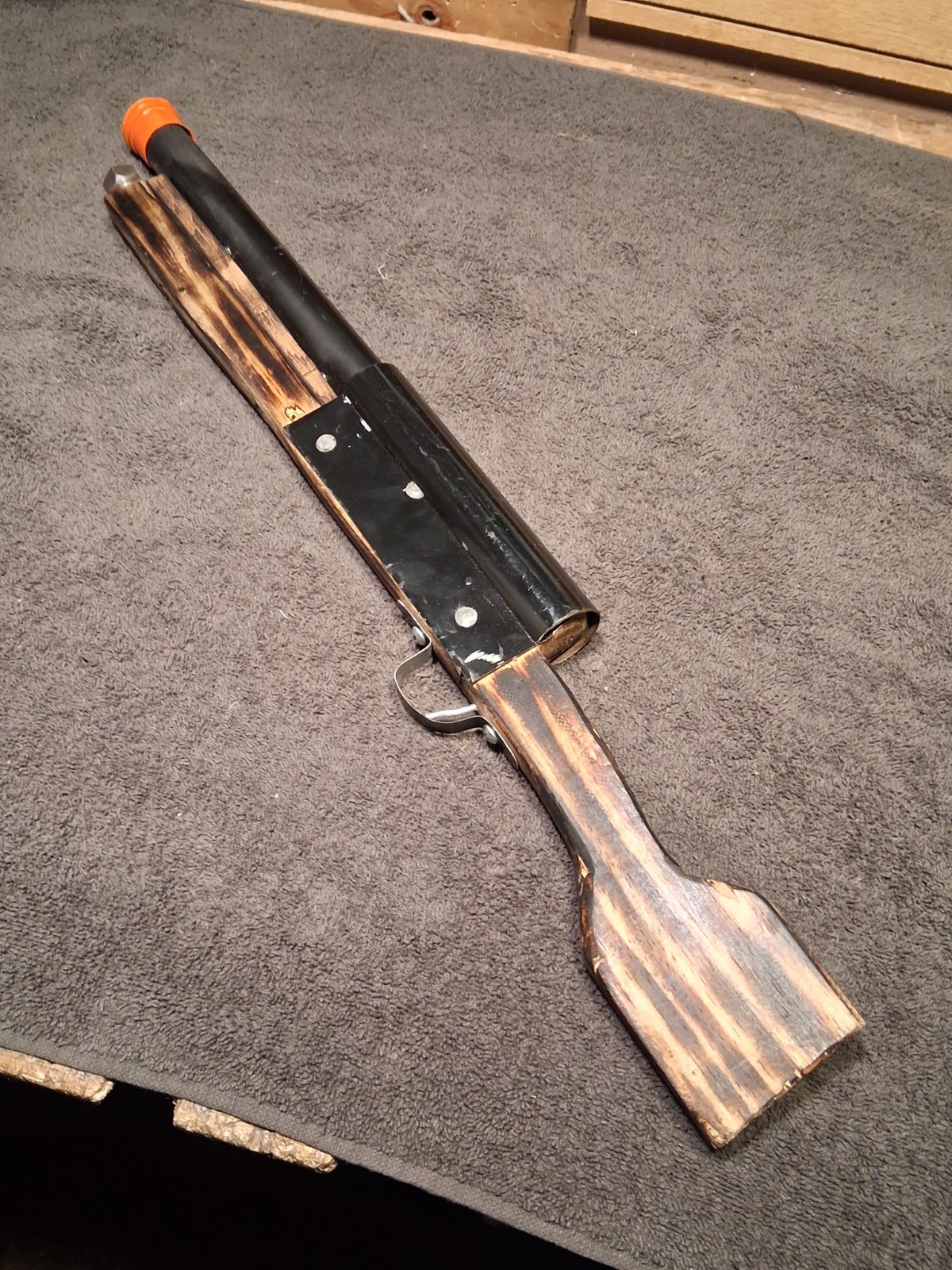 MOVIE PROP REPLICA Of Bonnie, Parker's sawed-off a 5 Shotgun Real Wood,metal