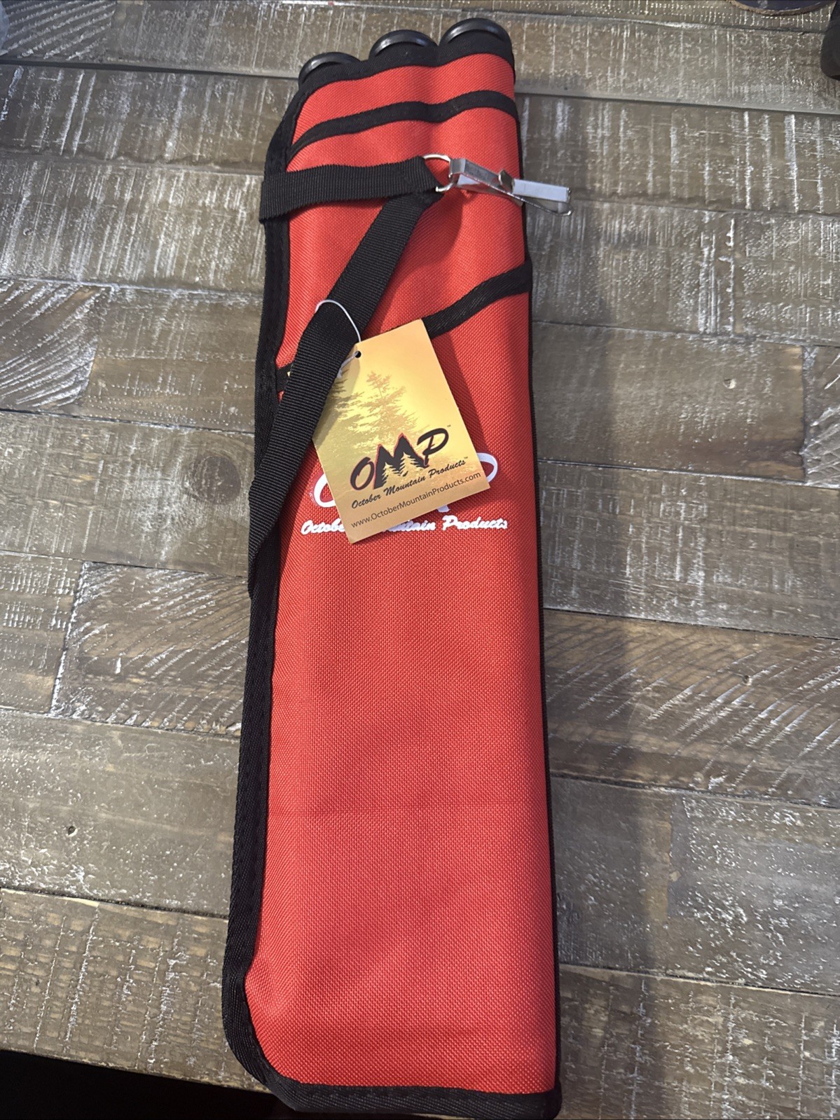 OMP Flipside 3 Tube Hip Quiver RED
