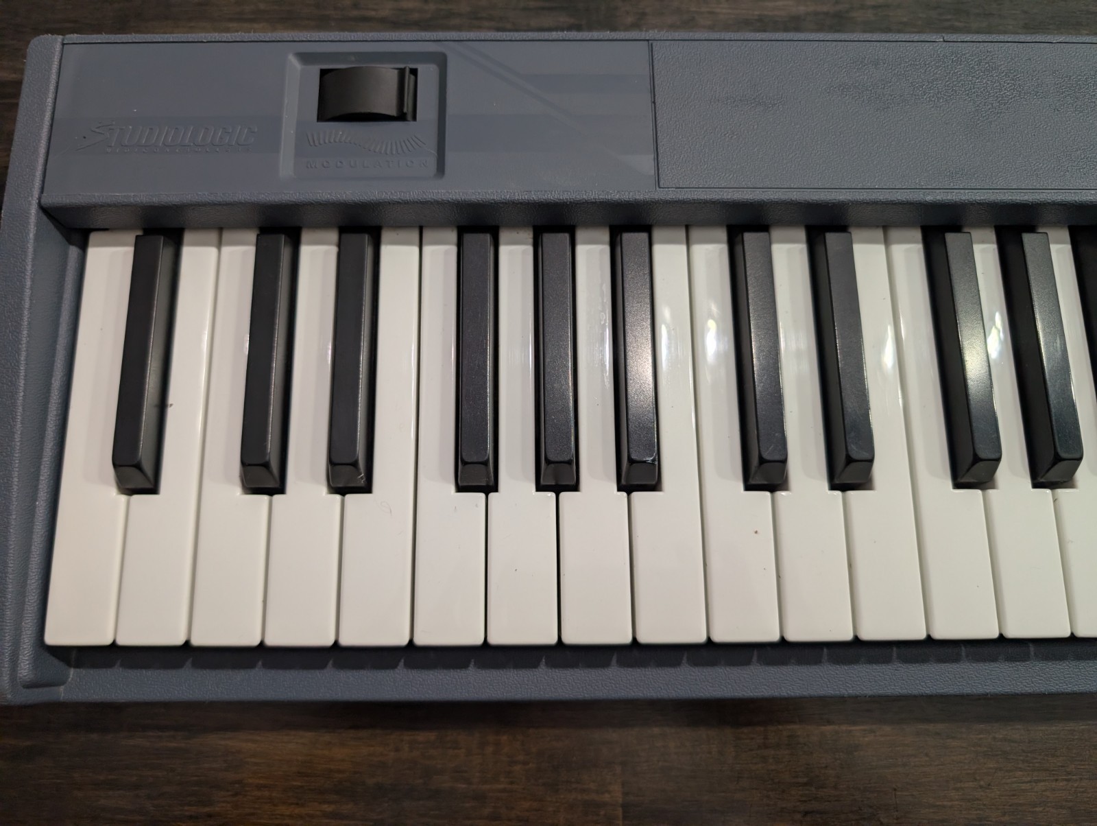 Studiologic TMK88 88-key Electric Keyboard MIDI Controller - Powers on Untested