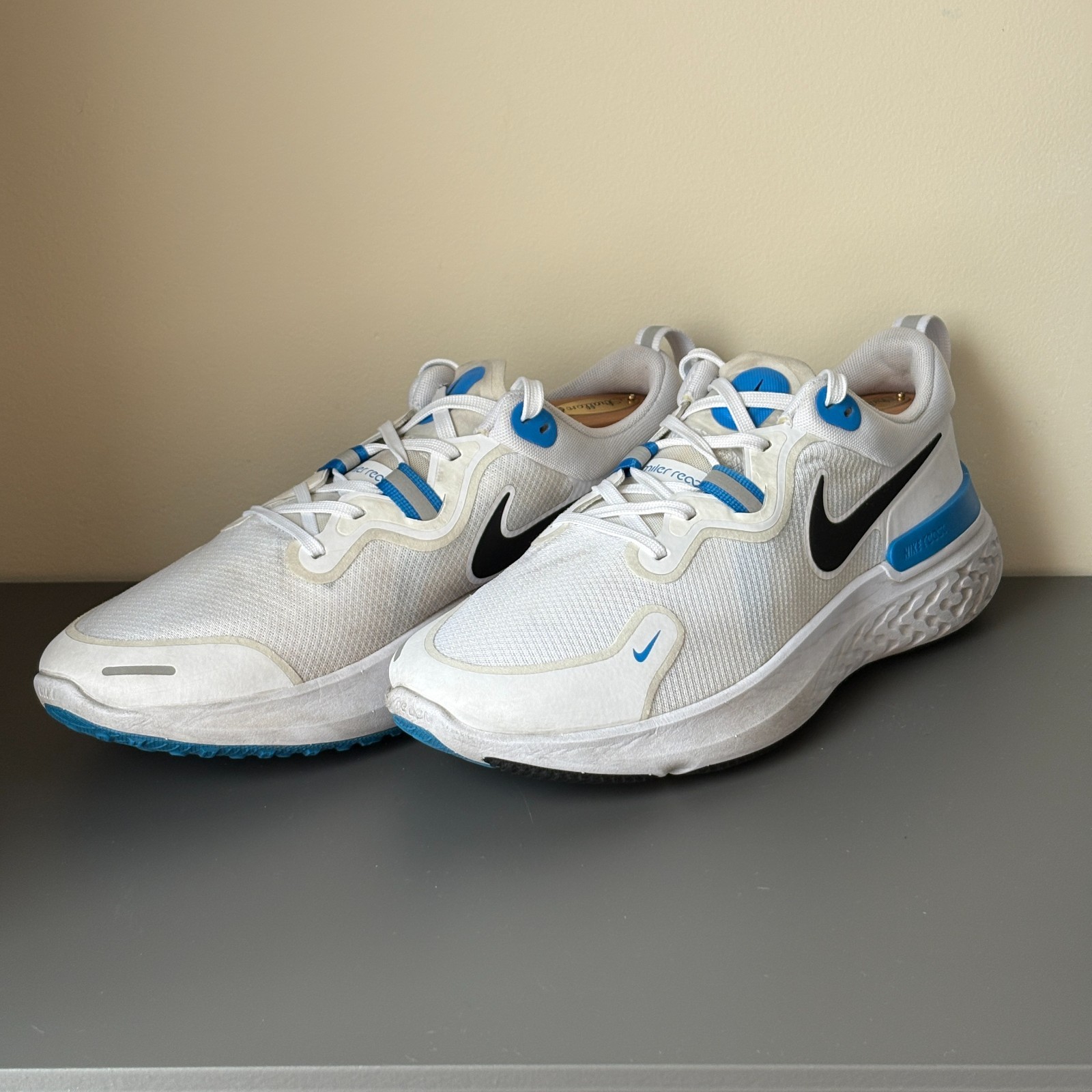 Nike React Miler - White Photo Blue - Men's Size 9.5 - Worn Less Than 10 Times