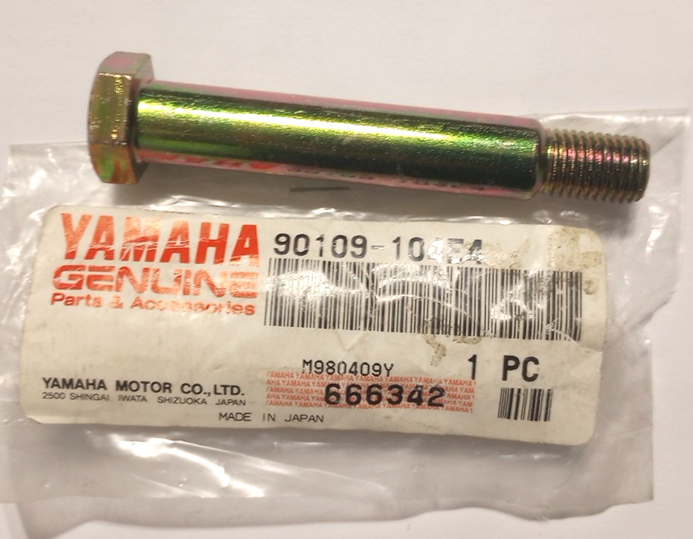 Yamaha Bolt NOS 90109-104E4 (L&S-797)