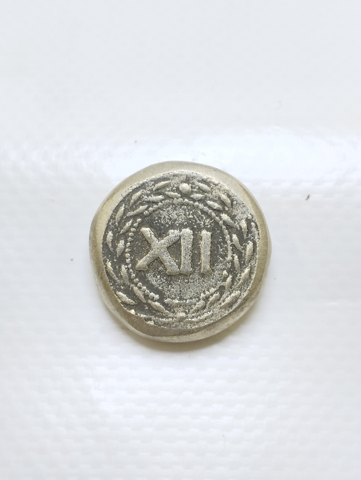 RARE ANCIENT ROMAN SPINTRIA BROTHEL ENTRY TOKEN LOVE COIN CALIGULA XII