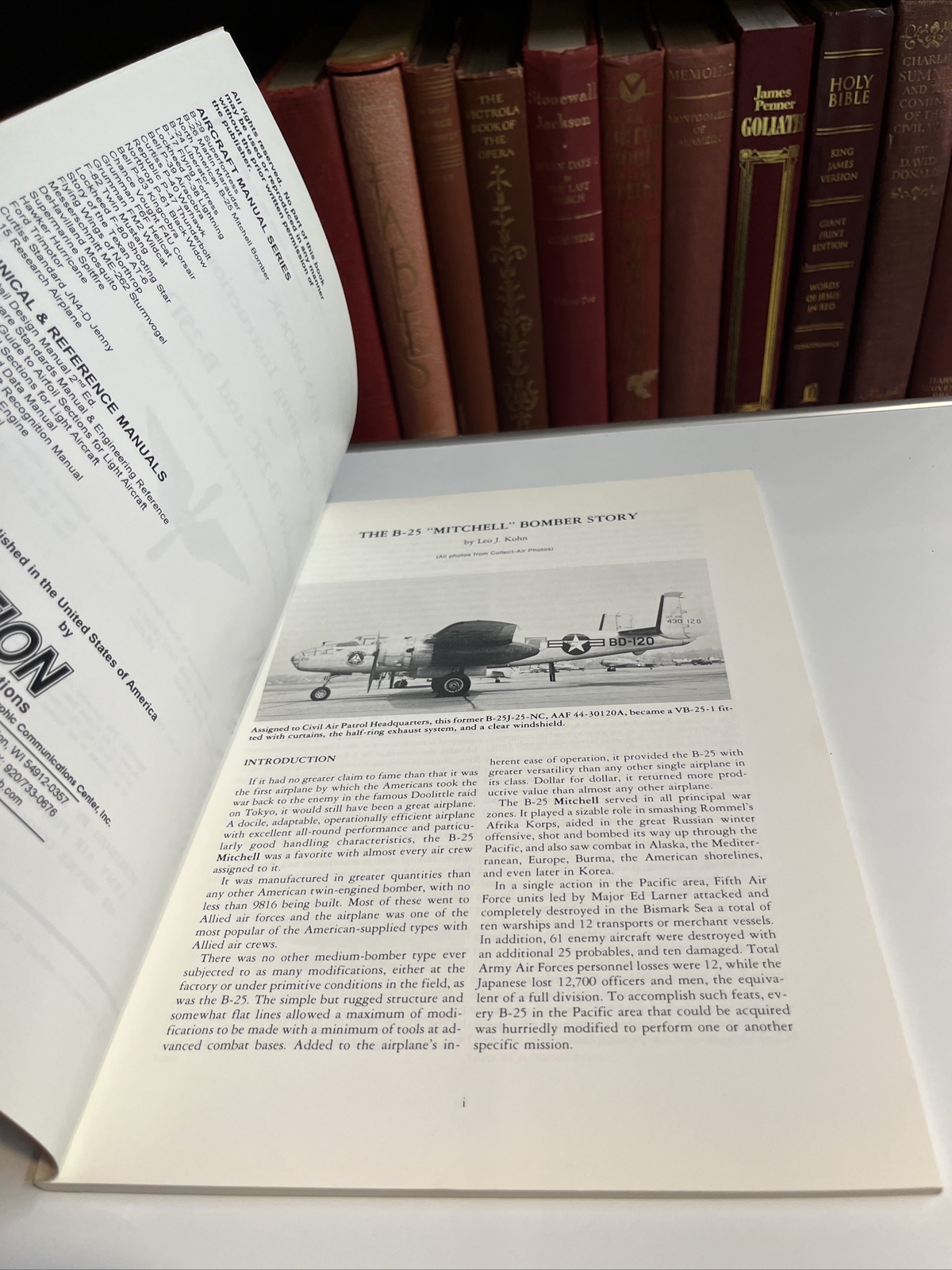 Pilot's Manual for B-25 Mitchell (1942, Paperback, Illustrated