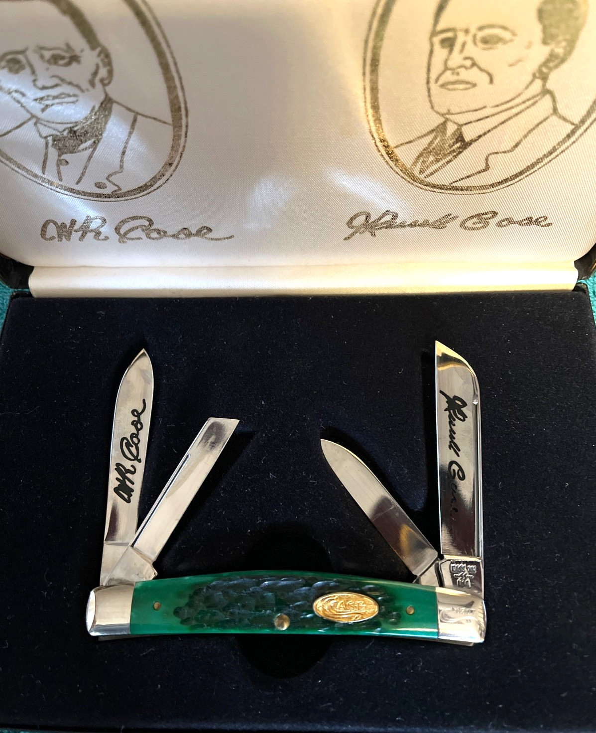 Case XX USA W.R & J. Russell Case Congress Green Bone 1984 Knife #664088
