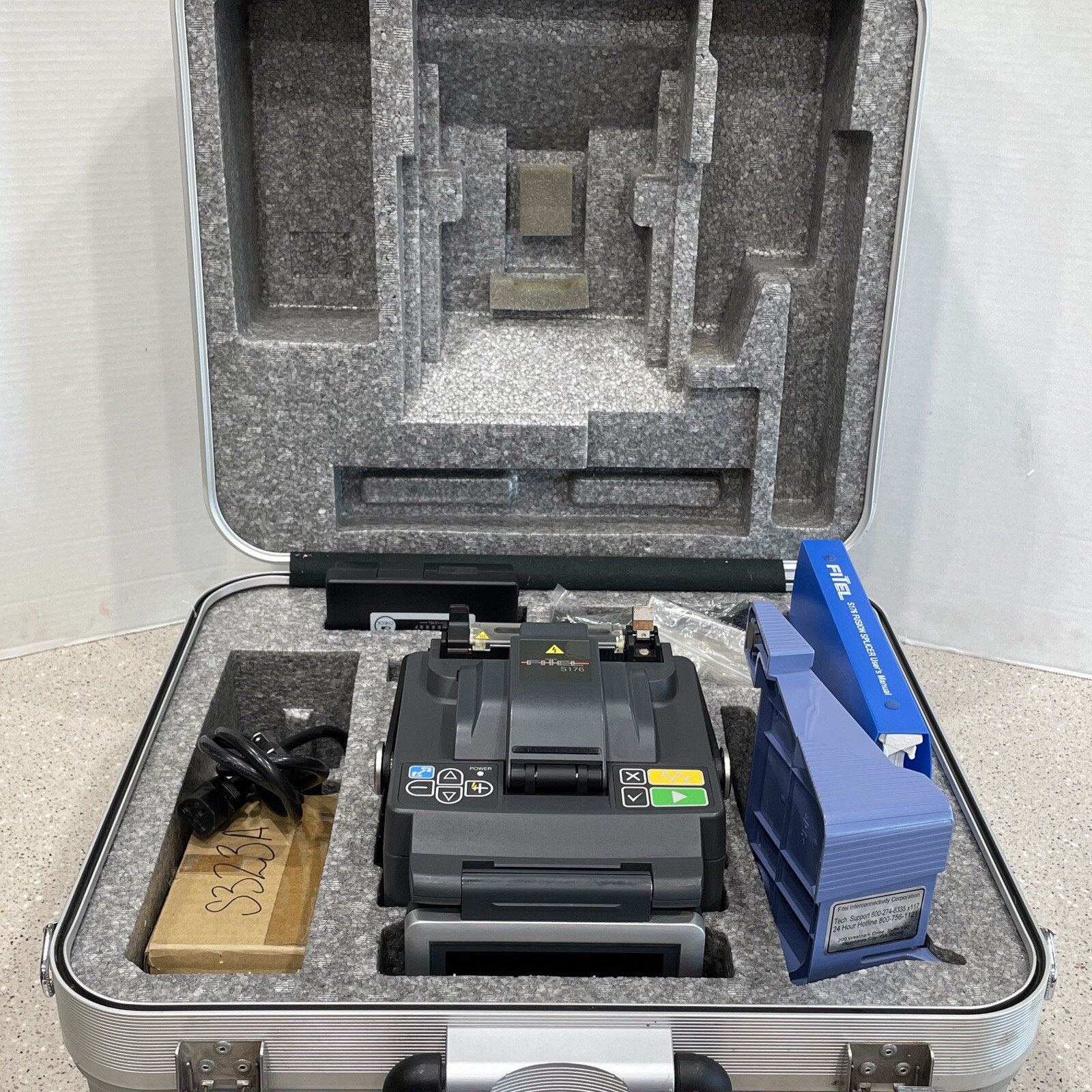 Furukawa FITEL S176 Fusion Splicer W/ Cleaver S32, Battery, Case, Accs. SGR1.1