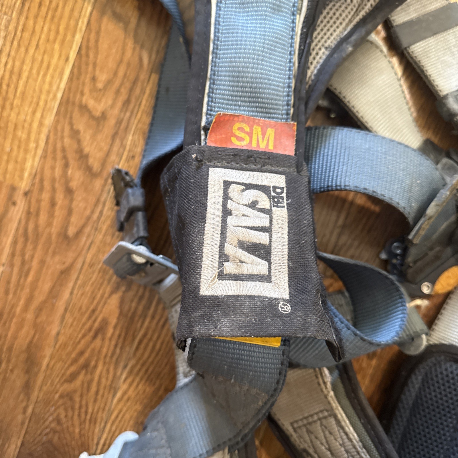 DBI-SALA 1107975 ExoFit Construction Safety Harness Small