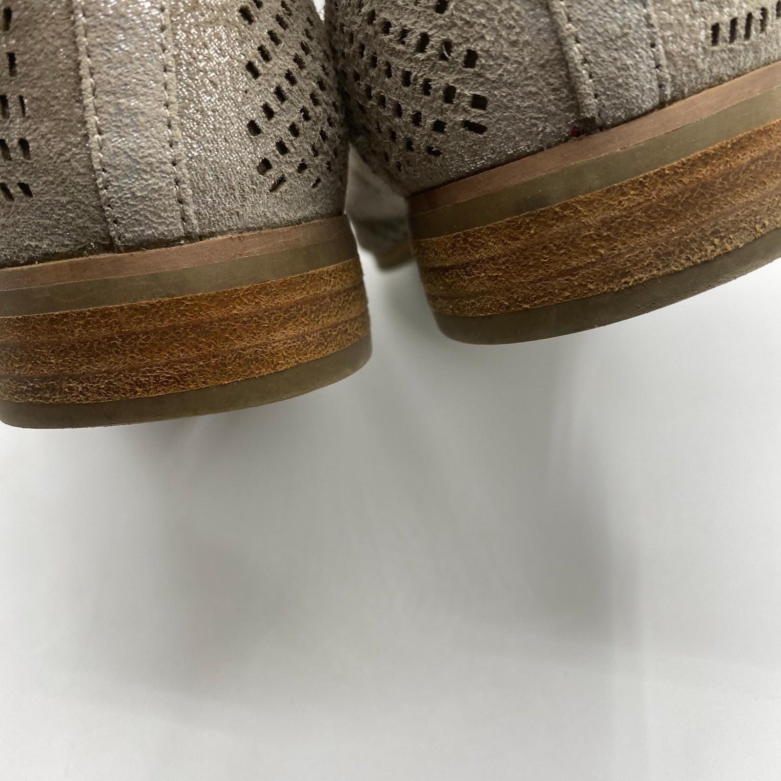 Crown Vintage Veneta Metallic Loafers Size 7.5