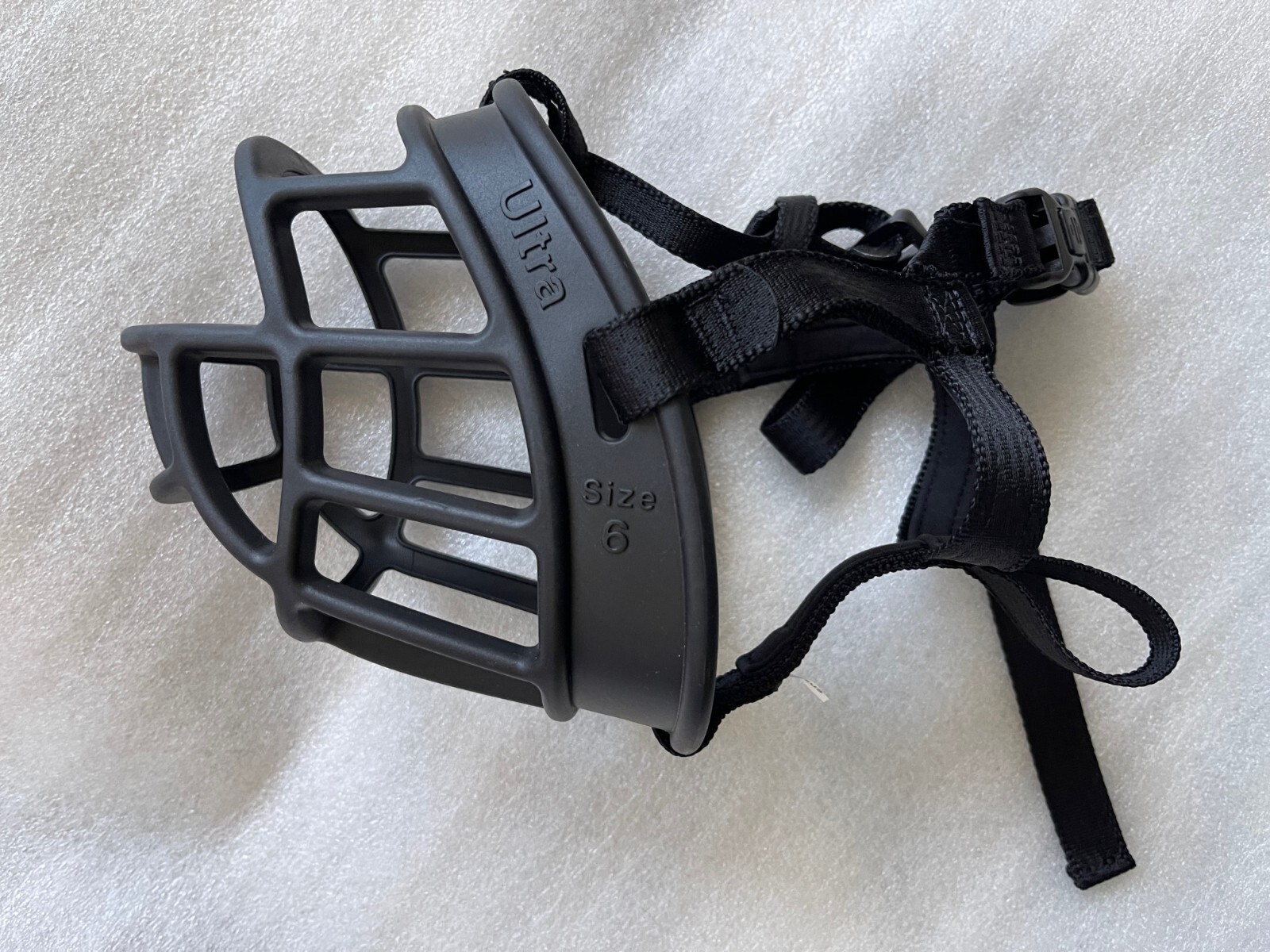 BASKERVILLE, SIZE 6 ULTRA DOG MUZZLE, NWOT, NEW USED