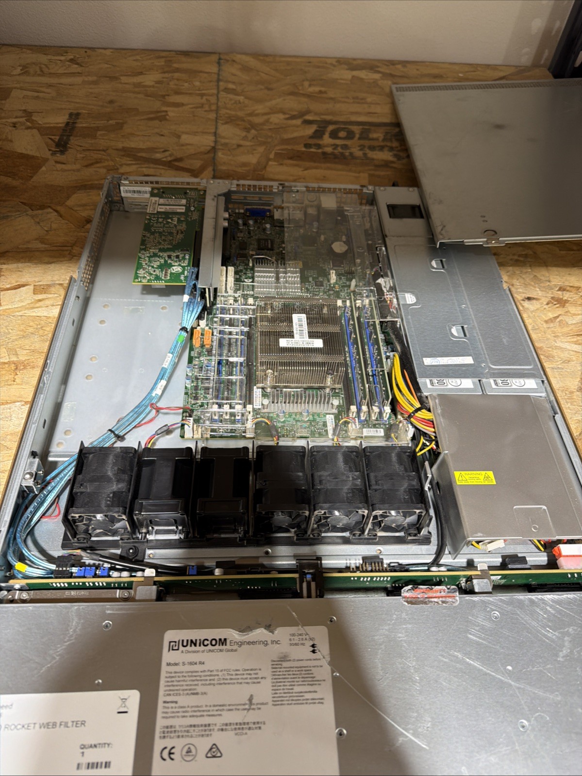 Lightspeed Rocket Web Filter Sys-WF-1G security appliance 1TB HD Unicom S-1604R4