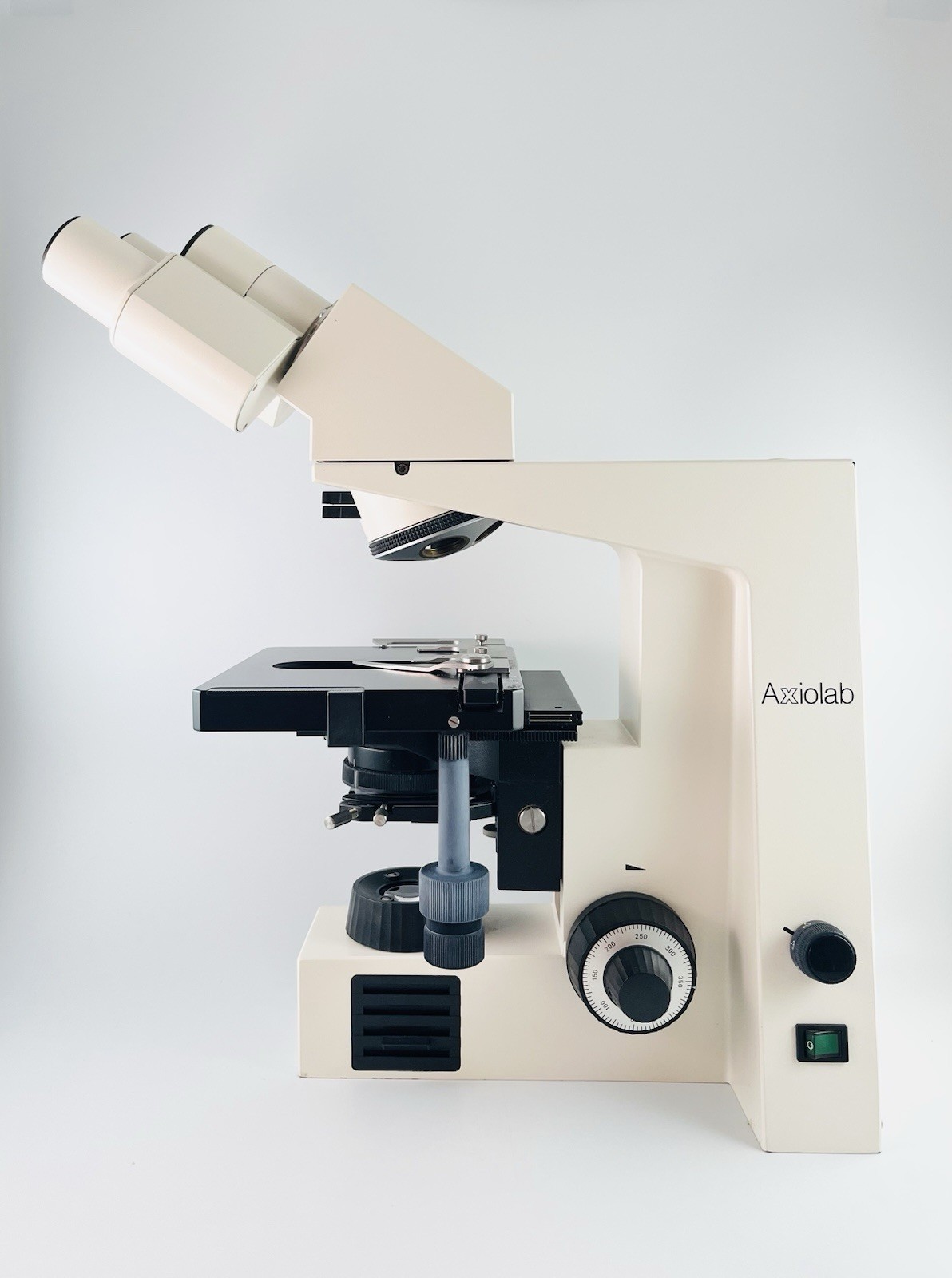Carl Zeiss Axiolab re Microscope Missing Objective & Ocular Lenses Shell Only