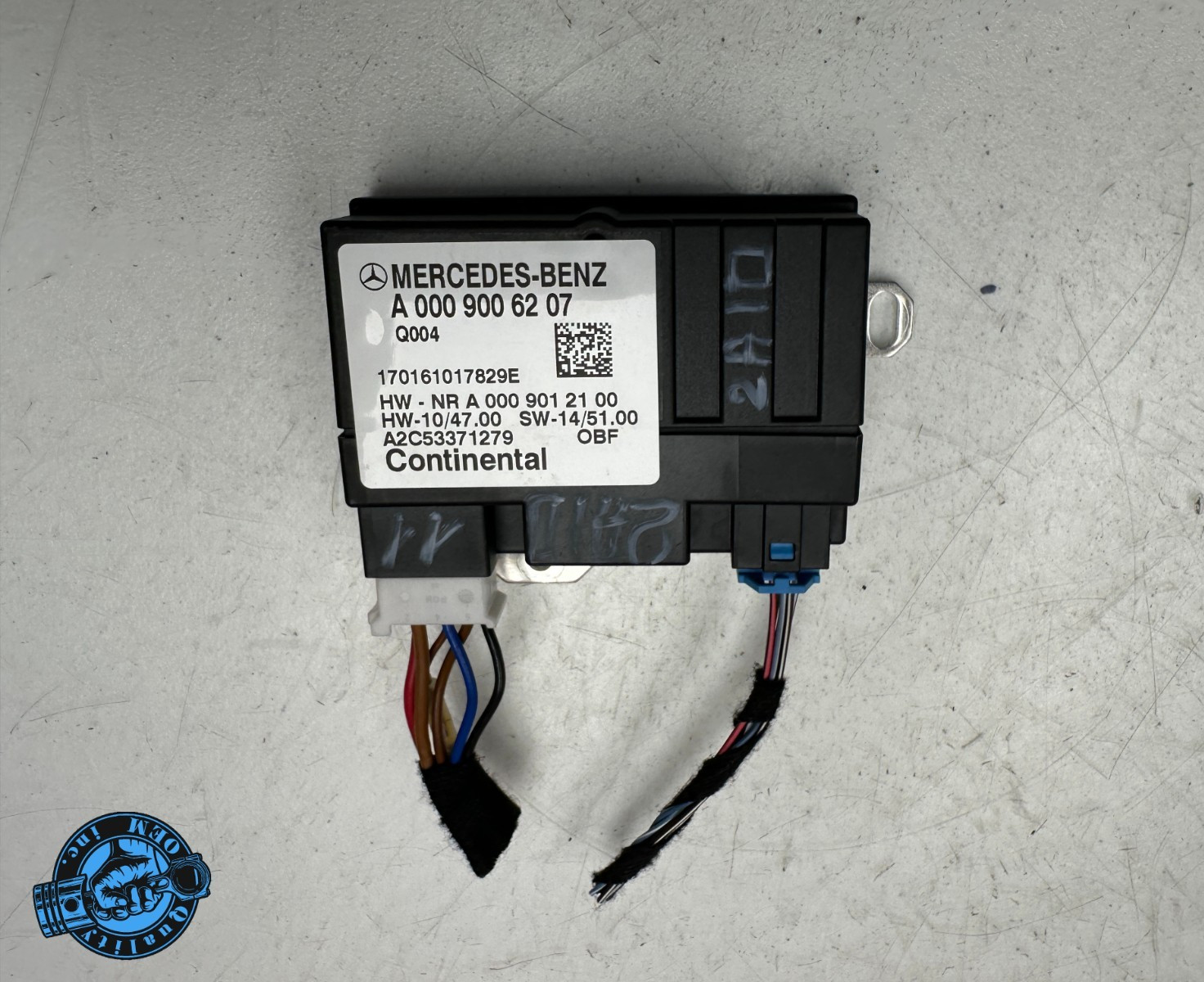 2012-2019 MERCEDES C E CLS GLA GLE GLS SL SLC SLK FUEL PUMP CONTROL MODULE OEM