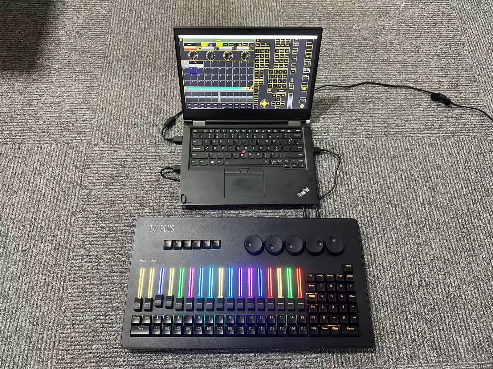 T0 plus RGB LED backlight fader command wing controller dmx console M2 +bag