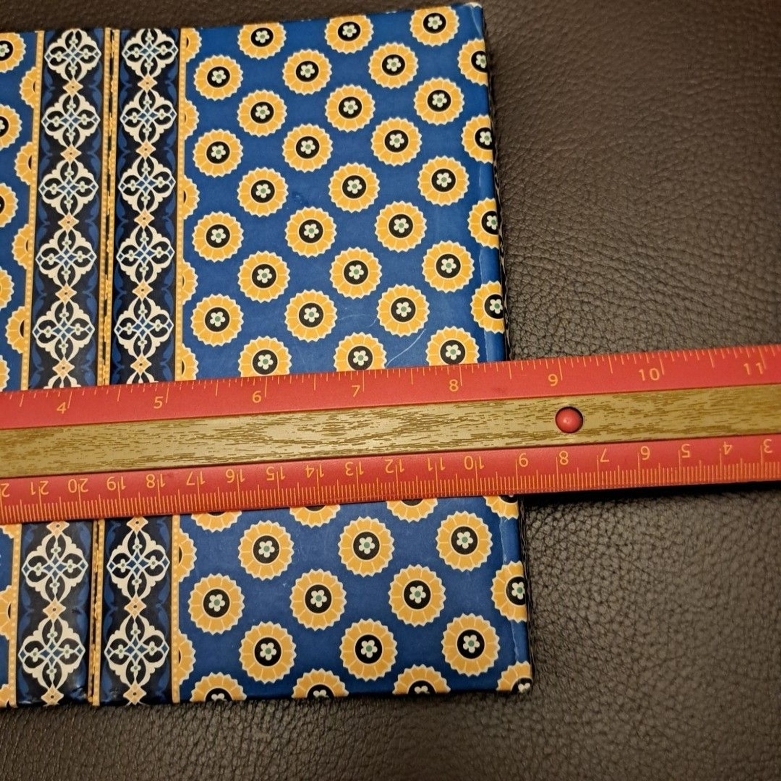 Vera Bradley Weekdays Note book set with pen riviera blue pattern Magnet Closure