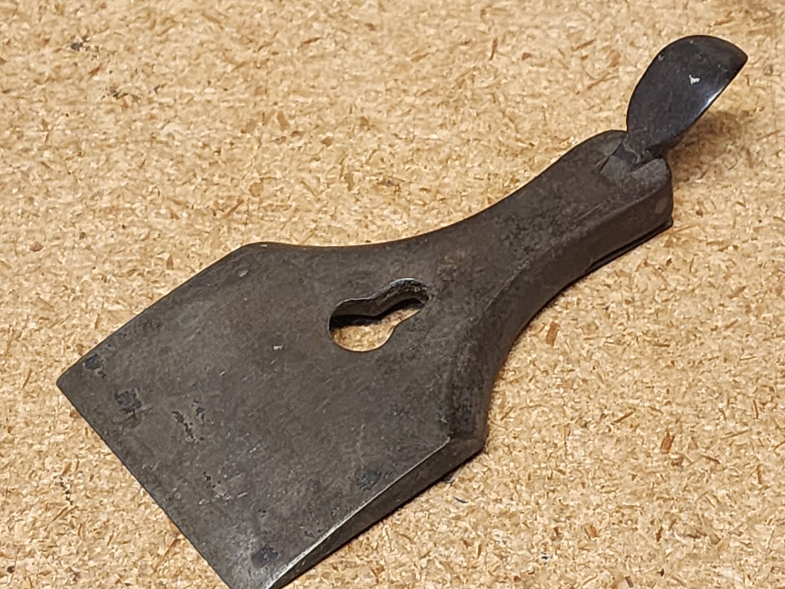 Stanley Plane  Lever Cap Old Style Keyhole Opening 2-1/2" Wide
