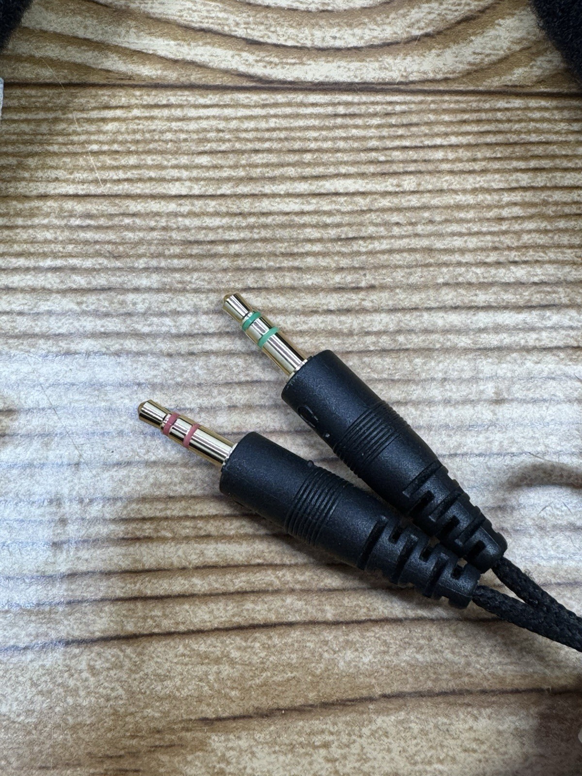 Alienware Gaming Headphones Wired with Microphone Genuine Original