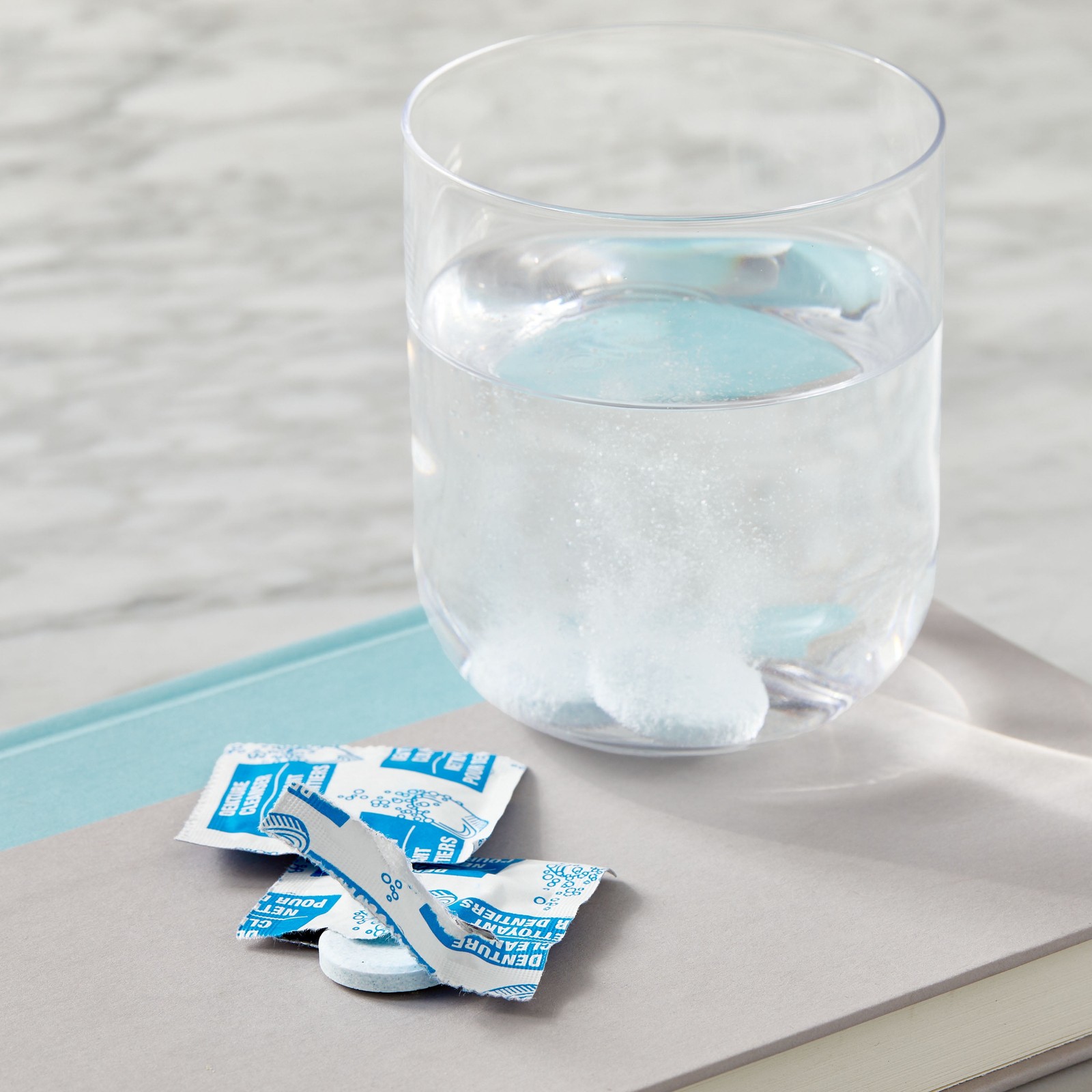 Equate Overnight Effervescent Antibacterial Denture Cleanser Tablets, Mint Fresh