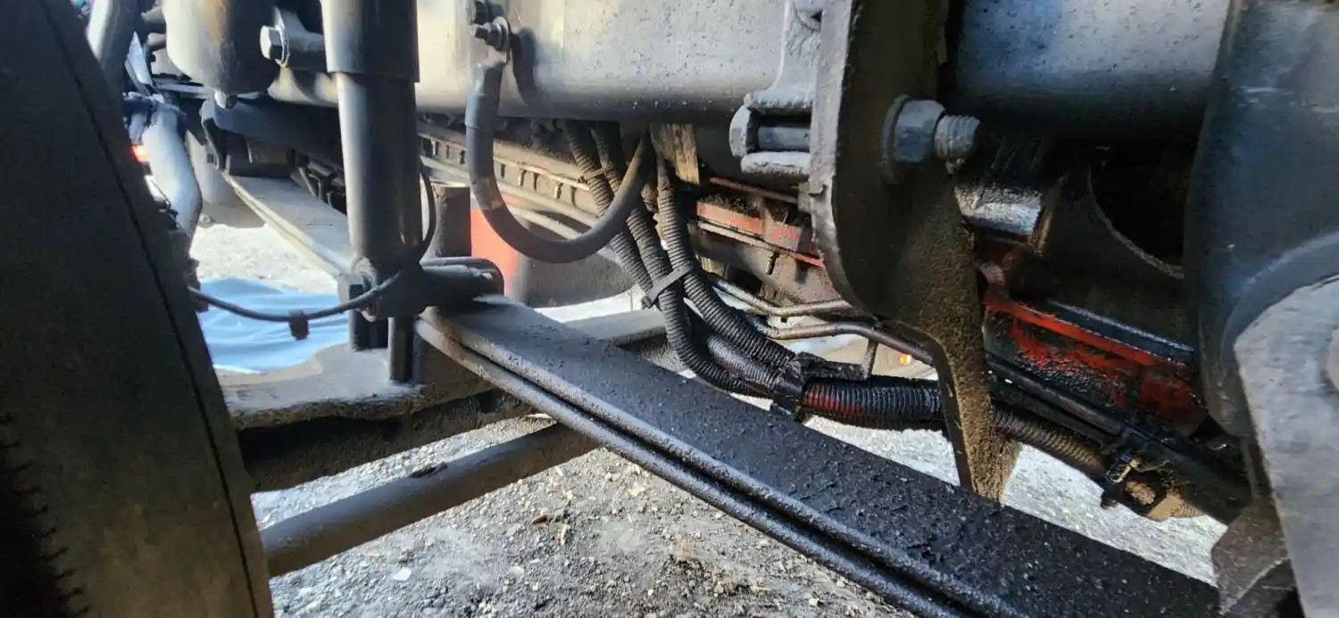 (Used) 2012 Freightliner Cascadia 125, FRONT LEAF SPRINGS Front Leaf & Springs