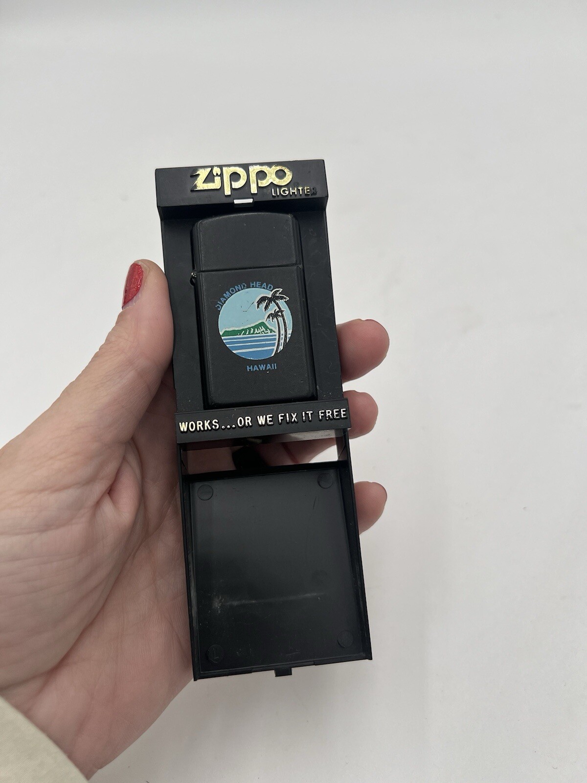 Zippo Lighter Hawaii 1618 Diamond Head  USA Polished Black