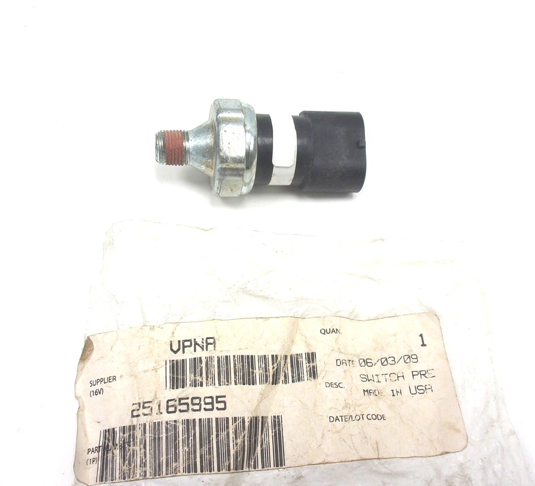 25165995 NEW GENUINE OEM VOLVO MACK PRESSURE SWITCH REPLACES 1MR2472M2 15804