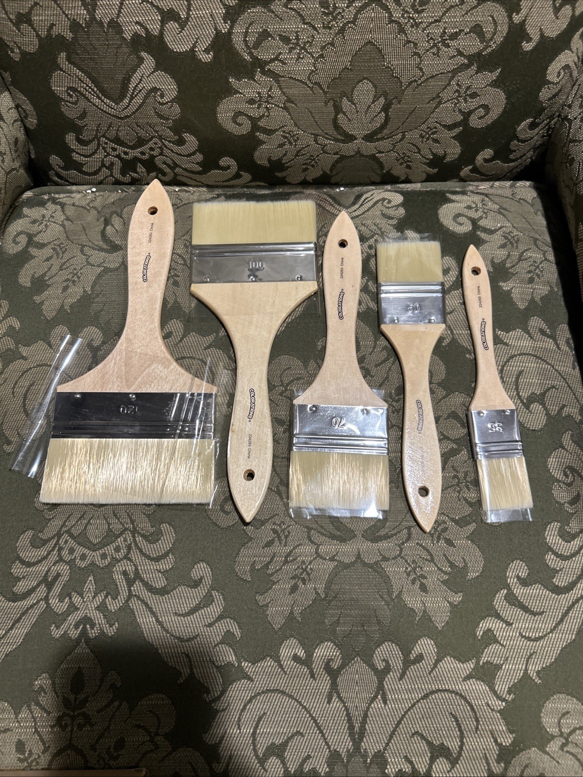 Colorations Large Area Paint Brushes Set Of 5 Nylon Wood Handles