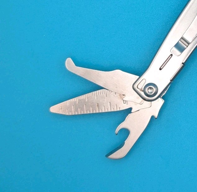 LEATHERMAN WINGMAN MULTI-TOOL! FAST SHIPPING! *FARMER BOY*