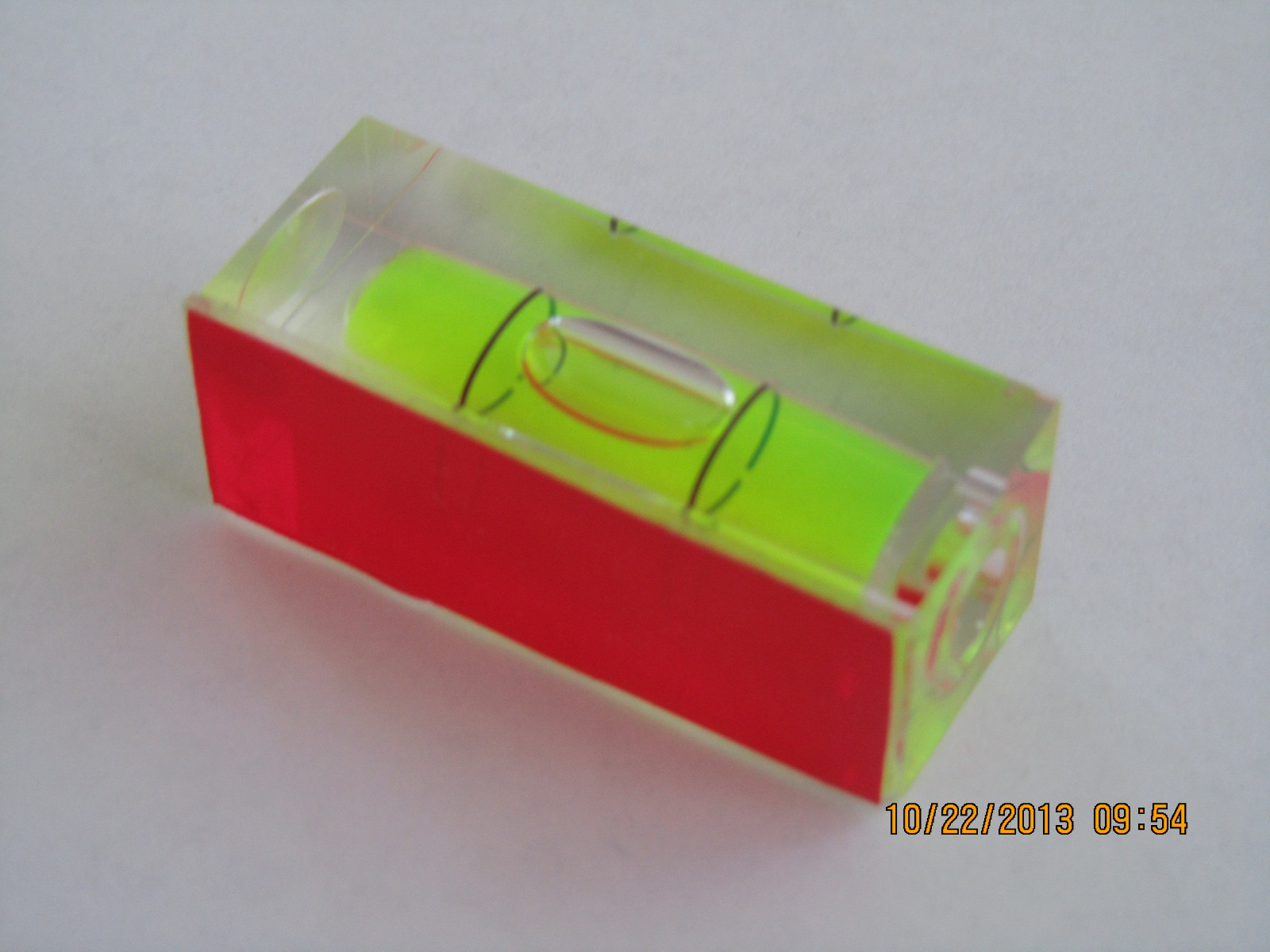 S40 LEVEL VIAL - 4cm X 15mm x 15mm - SELF ADHESIVE - 1 BUBBLE - HARD PLASTIC