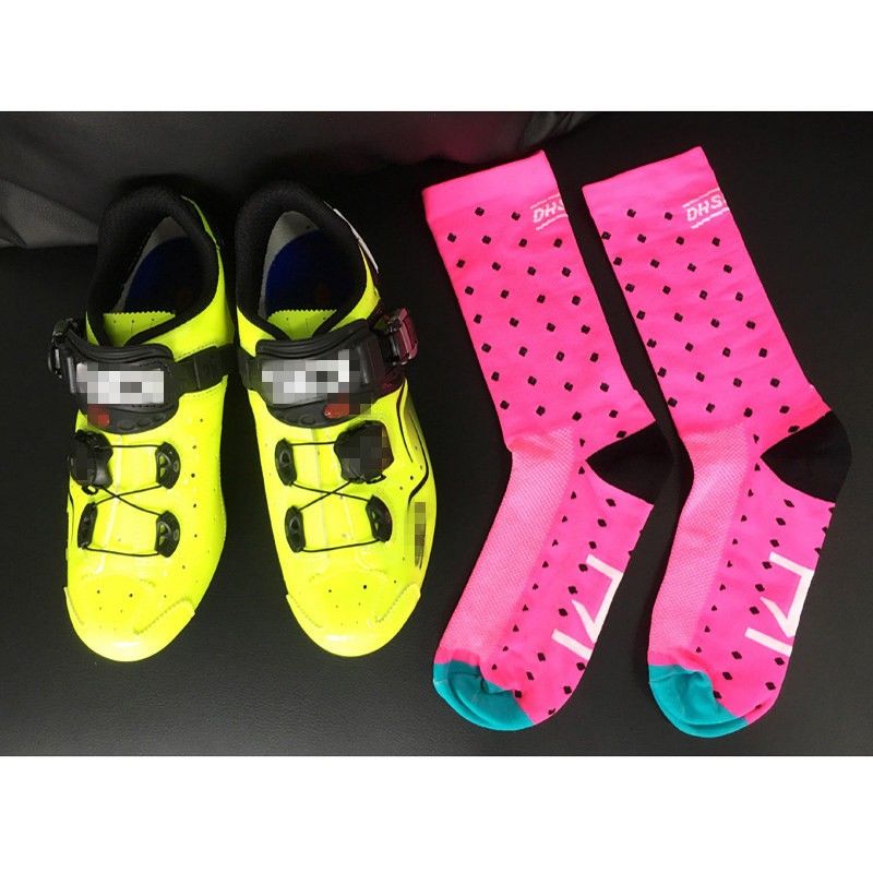 Pro Womens Mens Cycling Sports Ankle Socks Road Riding Bicycle Socks Dot Pink XC
