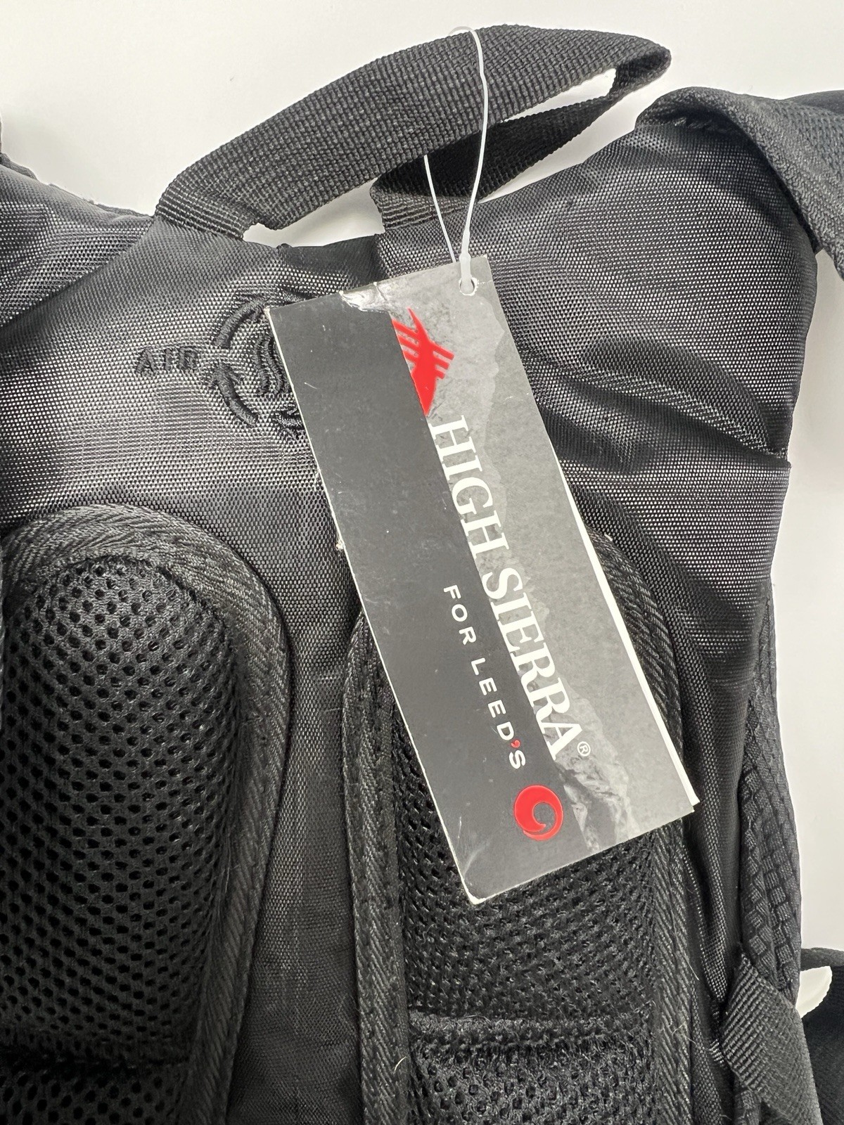 High sierra Drench Hydration Pack Intel Summit NWT