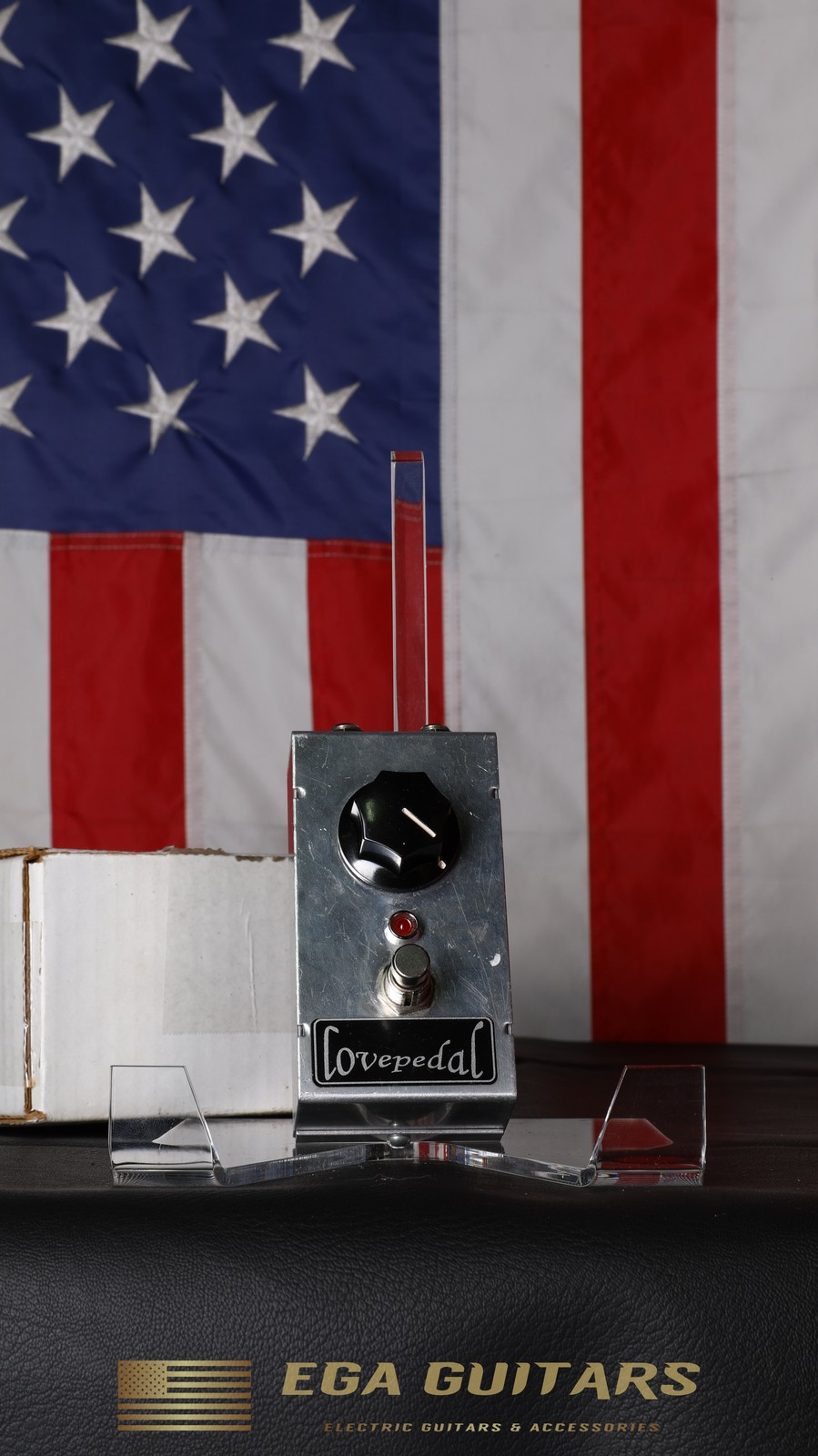 Lovepedal Magic Boy Vibe - Chrome