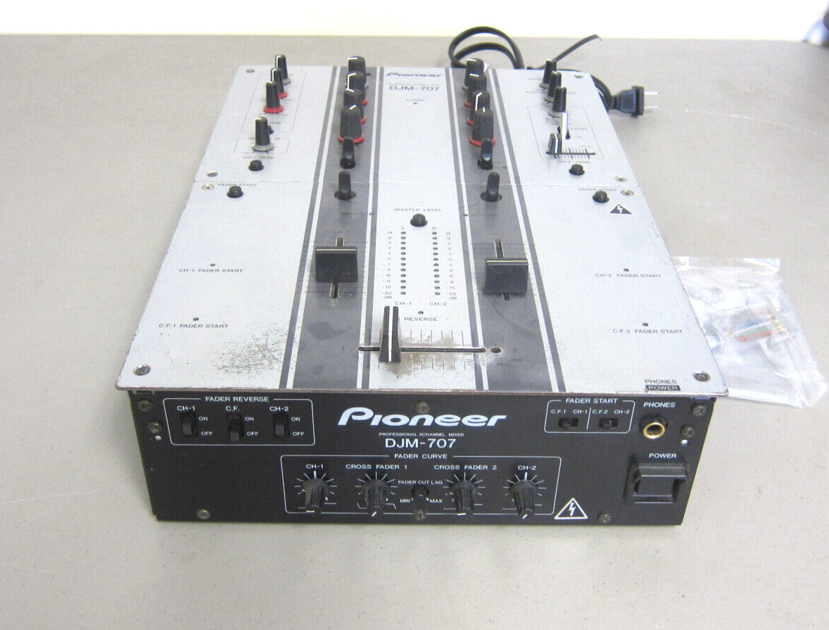 Pioneer DJM-707 DJ Mixer -  FREE SHIPPING